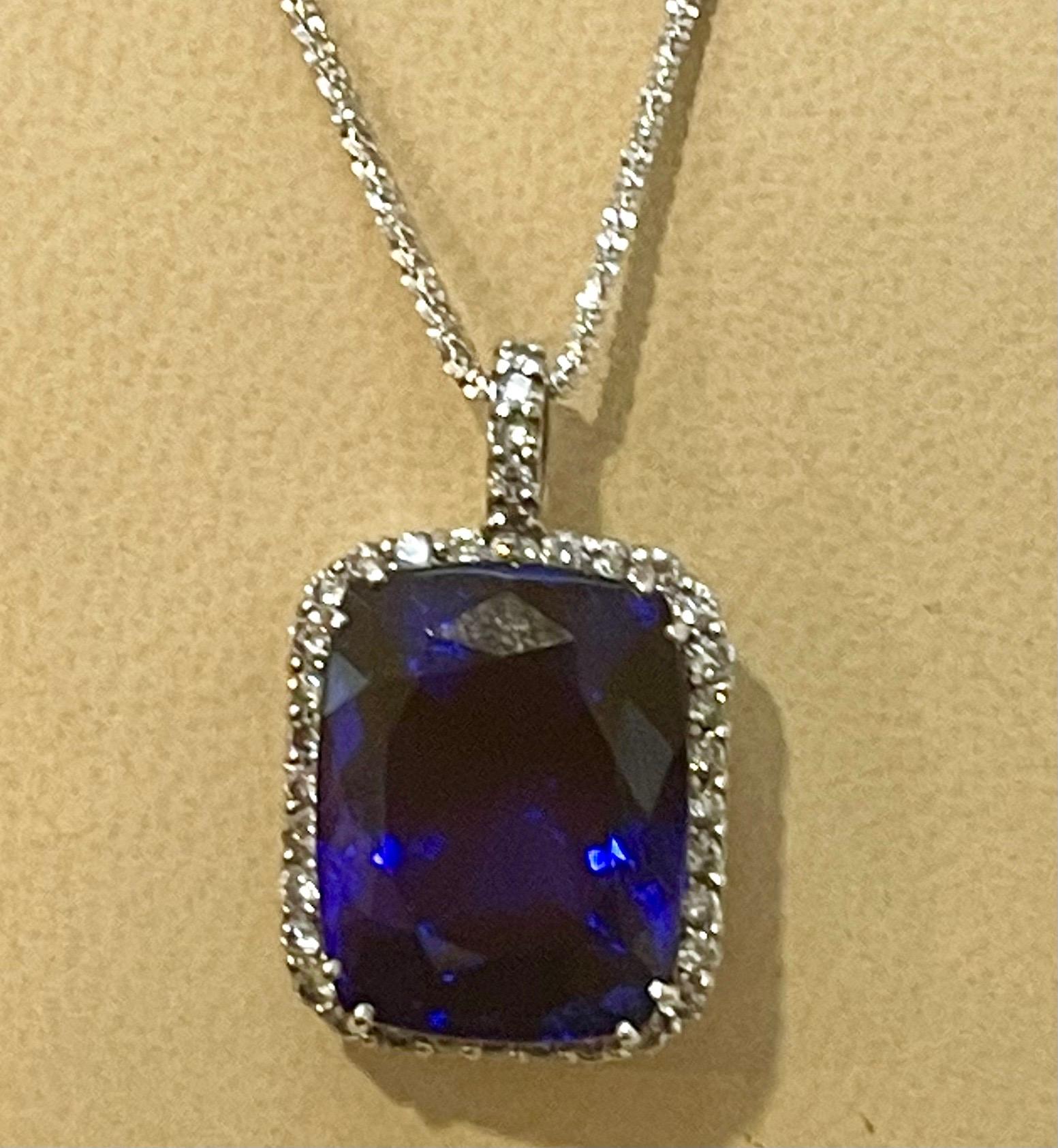 37.5 Carat Tanzanite Necklace & Diamond Pendant with Chain 14 Karat White Gold In Excellent Condition For Sale In New York, NY
