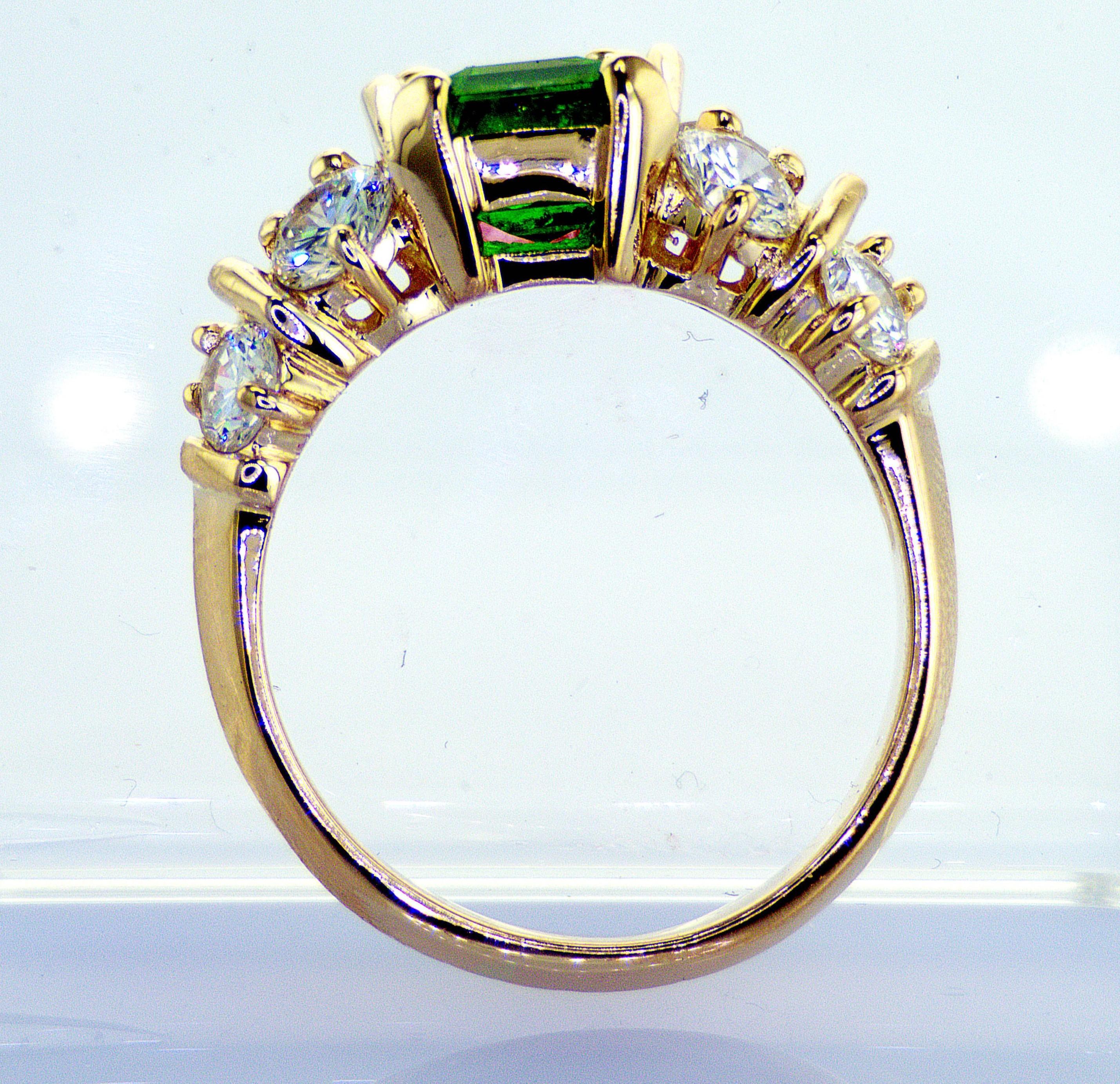 Women's 3.75 Carat Total Emerald Cut Emerald and Round Diamond 18 Karat Gold Band Ring For Sale
