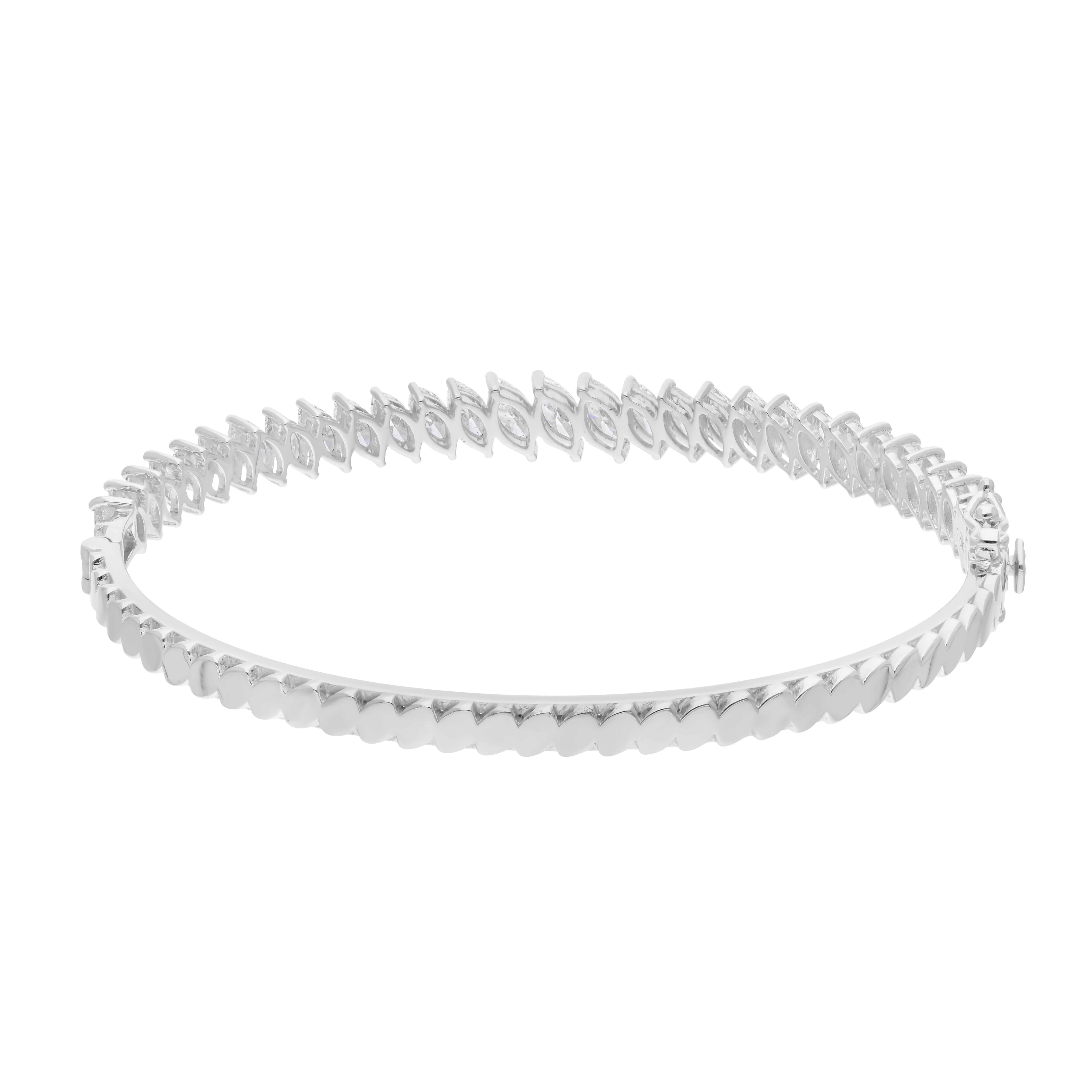 Pulsera de diamantes talla marquesa SI/HI de 3,75 quilates Oro blanco 18k en Nuevo estado para la venta en Diera, Dubai