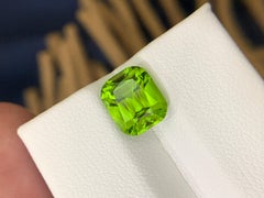 3.75 Carats Natural Loose Peridot Gemstone