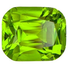 3.75 Carats Natural Loose Peridot Gemstone