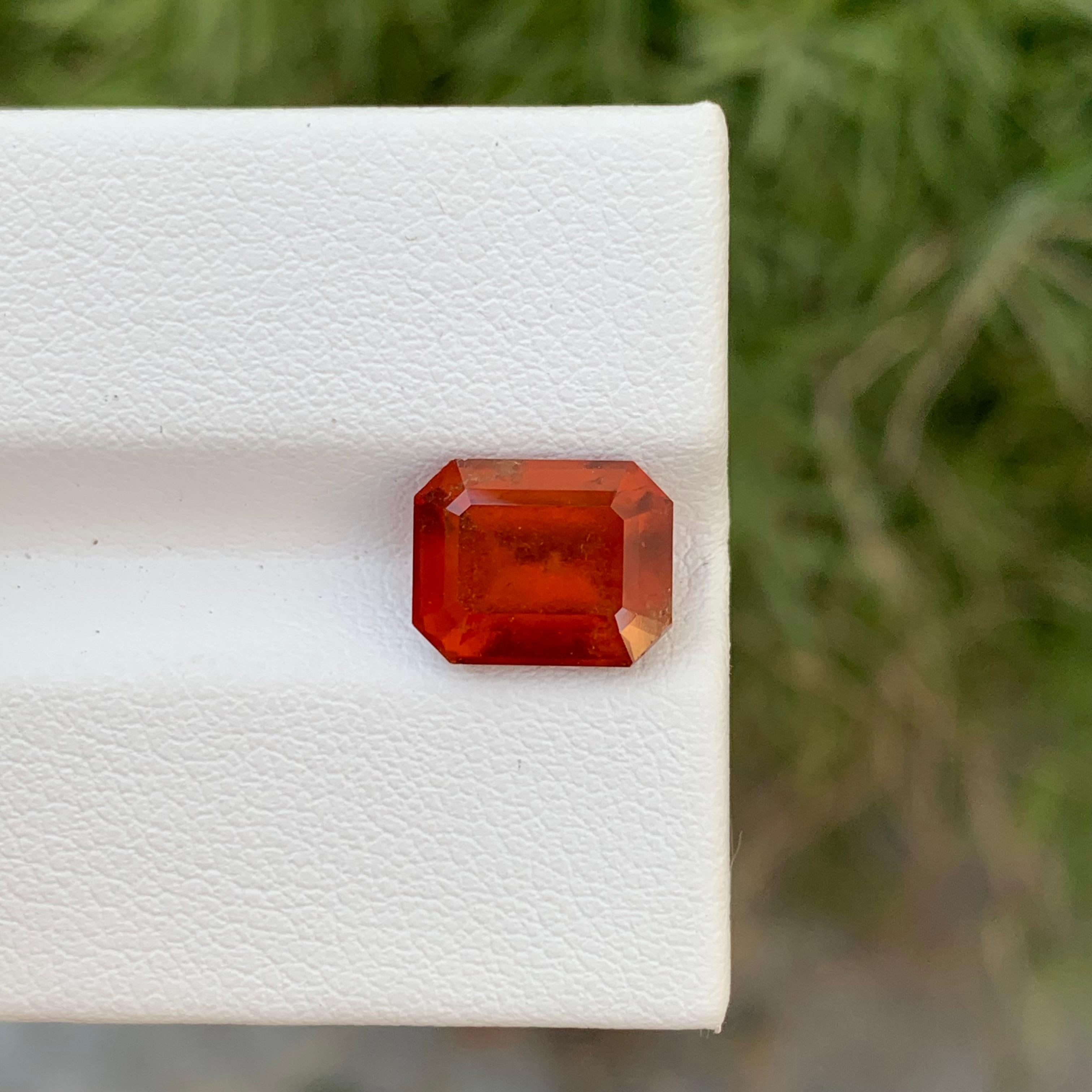 Arts and Crafts 3.75 Carats Pretty Loose Hessonite Smoky Garnet Gem For Jewellery Making  For Sale