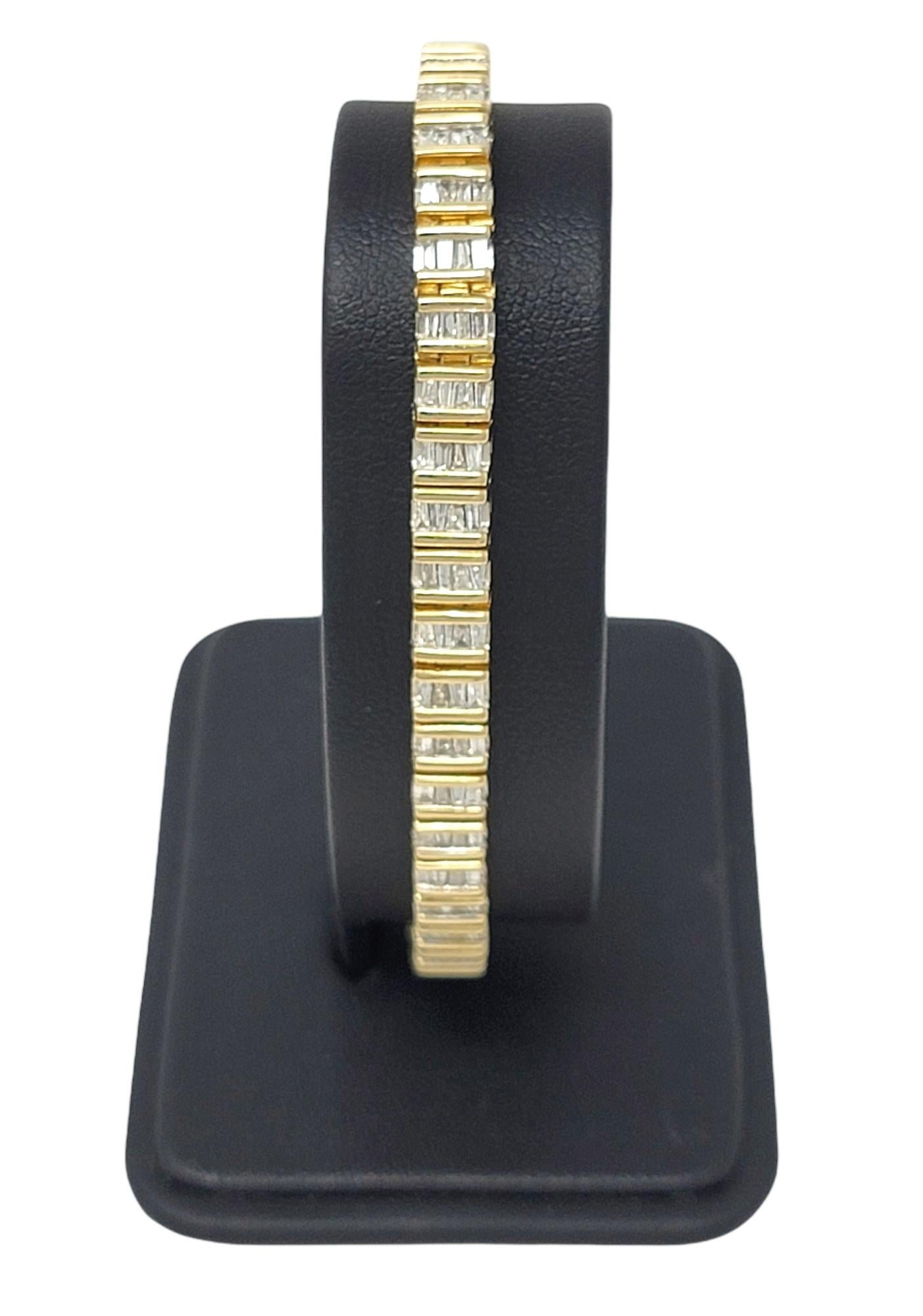 3.75 Carats Total Baguette Diamond 14 Karat Yellow Gold Bar Link Tennis Bracelet For Sale 4
