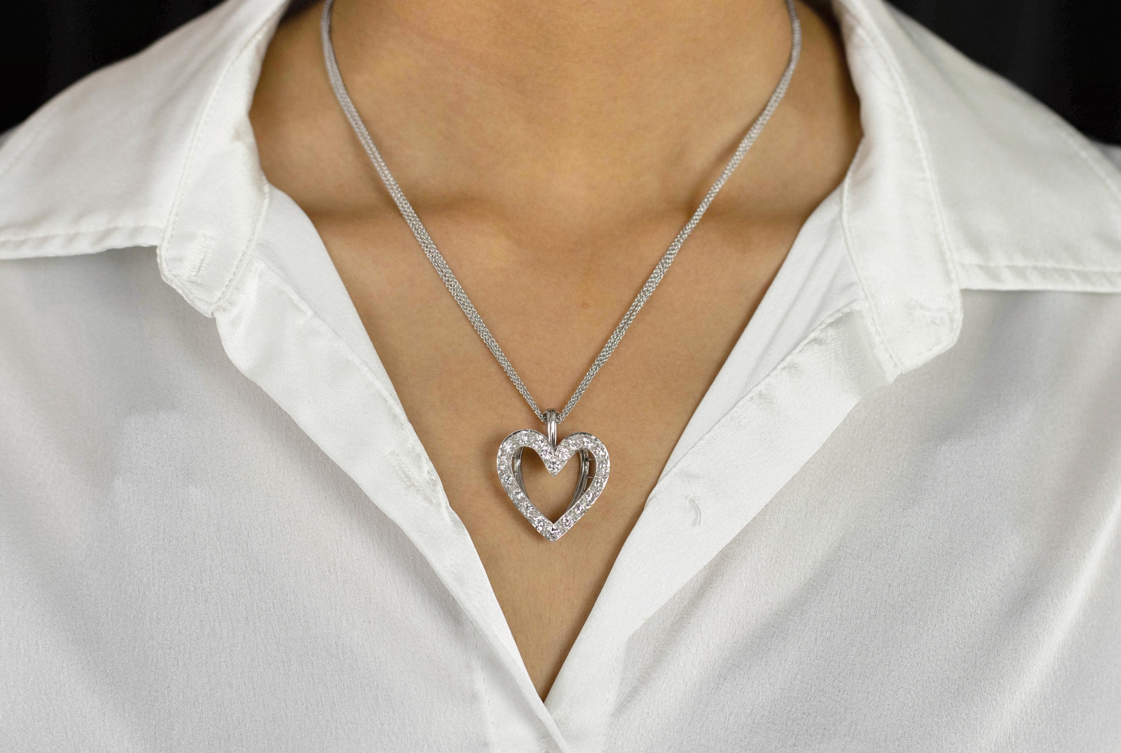 3,75 Karat runder Brillant Diamant durchbrochene Arbeit 3D Herz Anhänger Halskette (Rundschliff) im Angebot