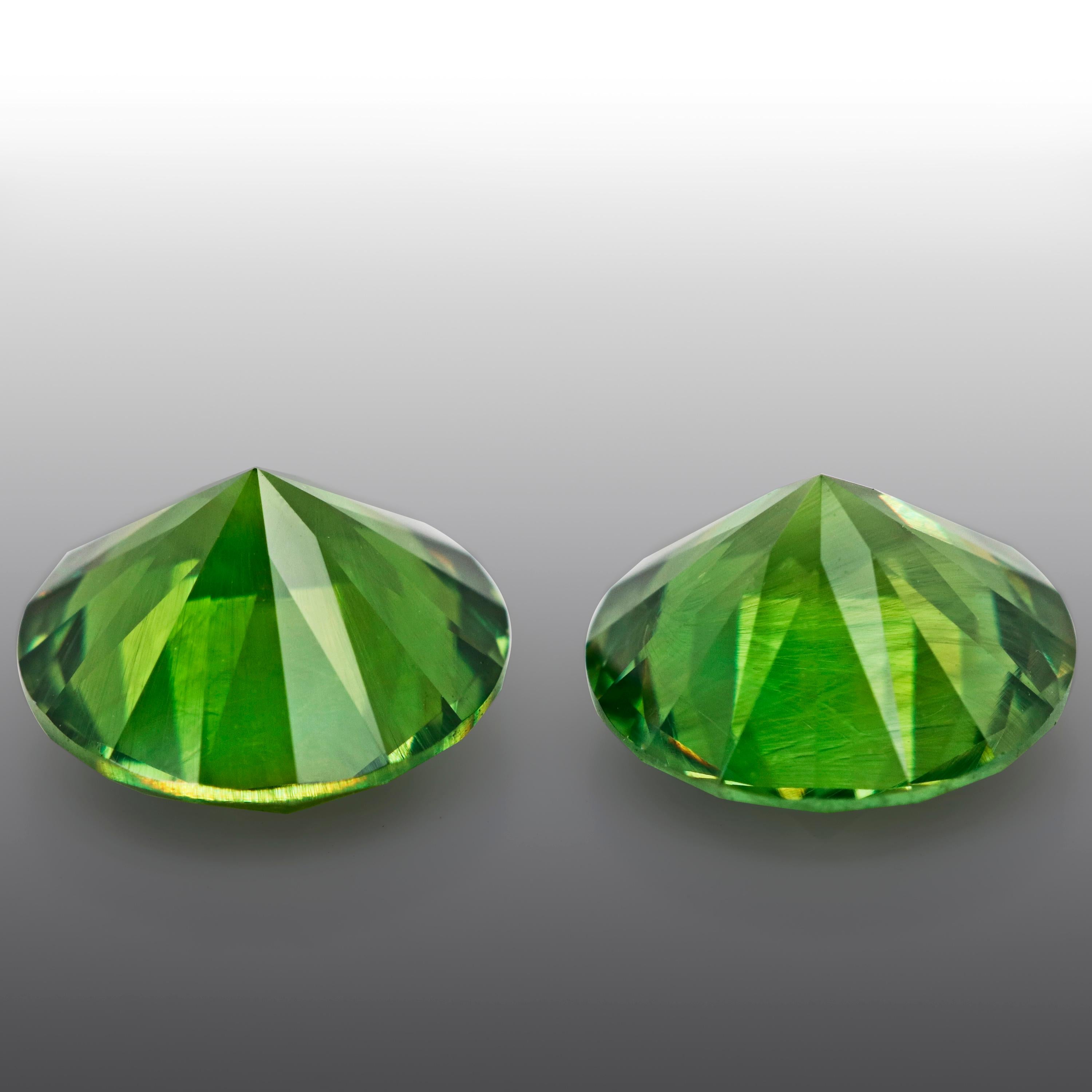 Modern 3.75 Ct Russian Demantoid Horsetai Inclusionl Pair Loose Gemstone For Sale