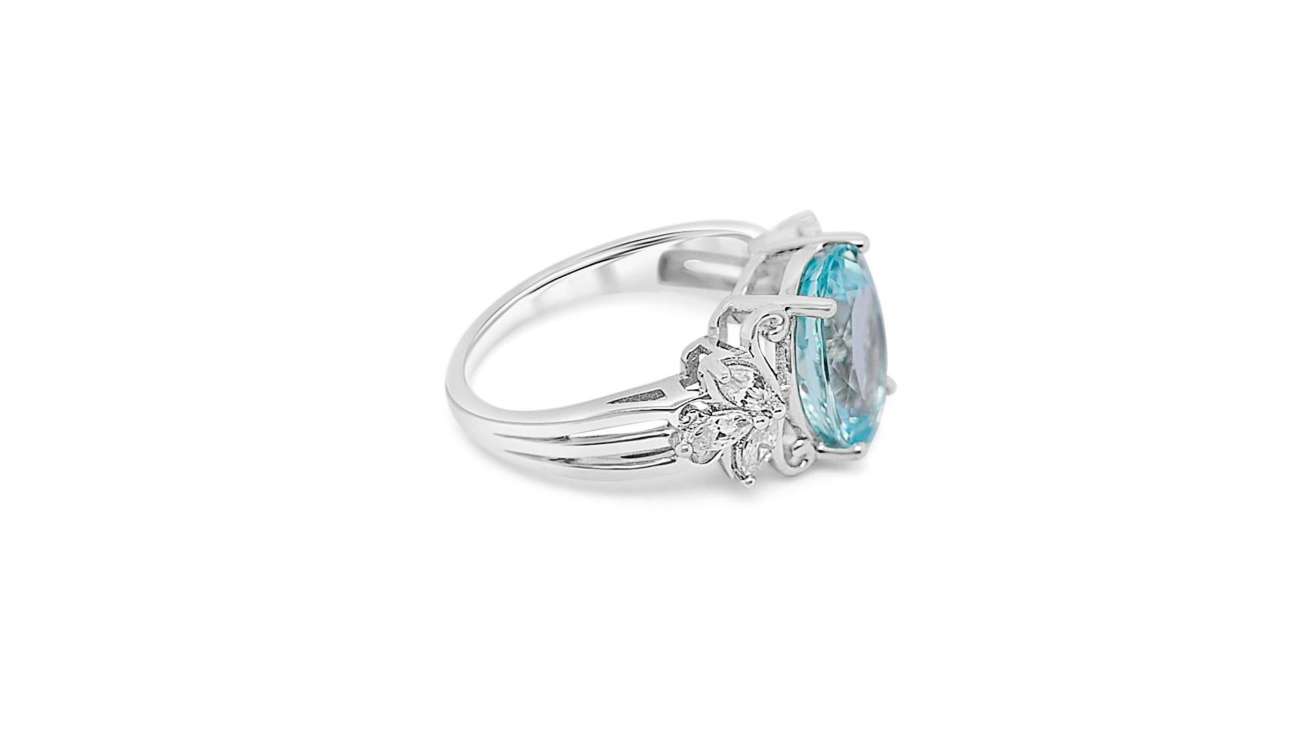 3.75 Ctw Aquamarine Cocktail Ring 925 Sterling Silver Bridal Wedding Ring  In New Condition For Sale In New York, NY