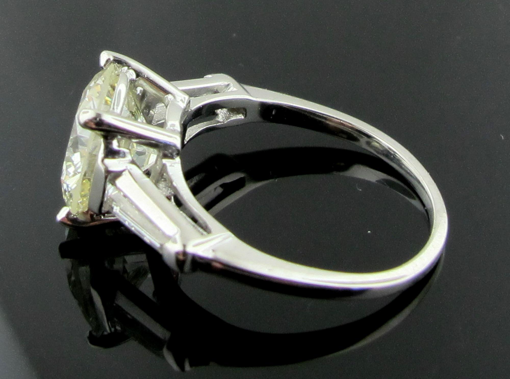 Round Cut 3.75 Round Brilliant Cut Diamond Ring in Platinum For Sale