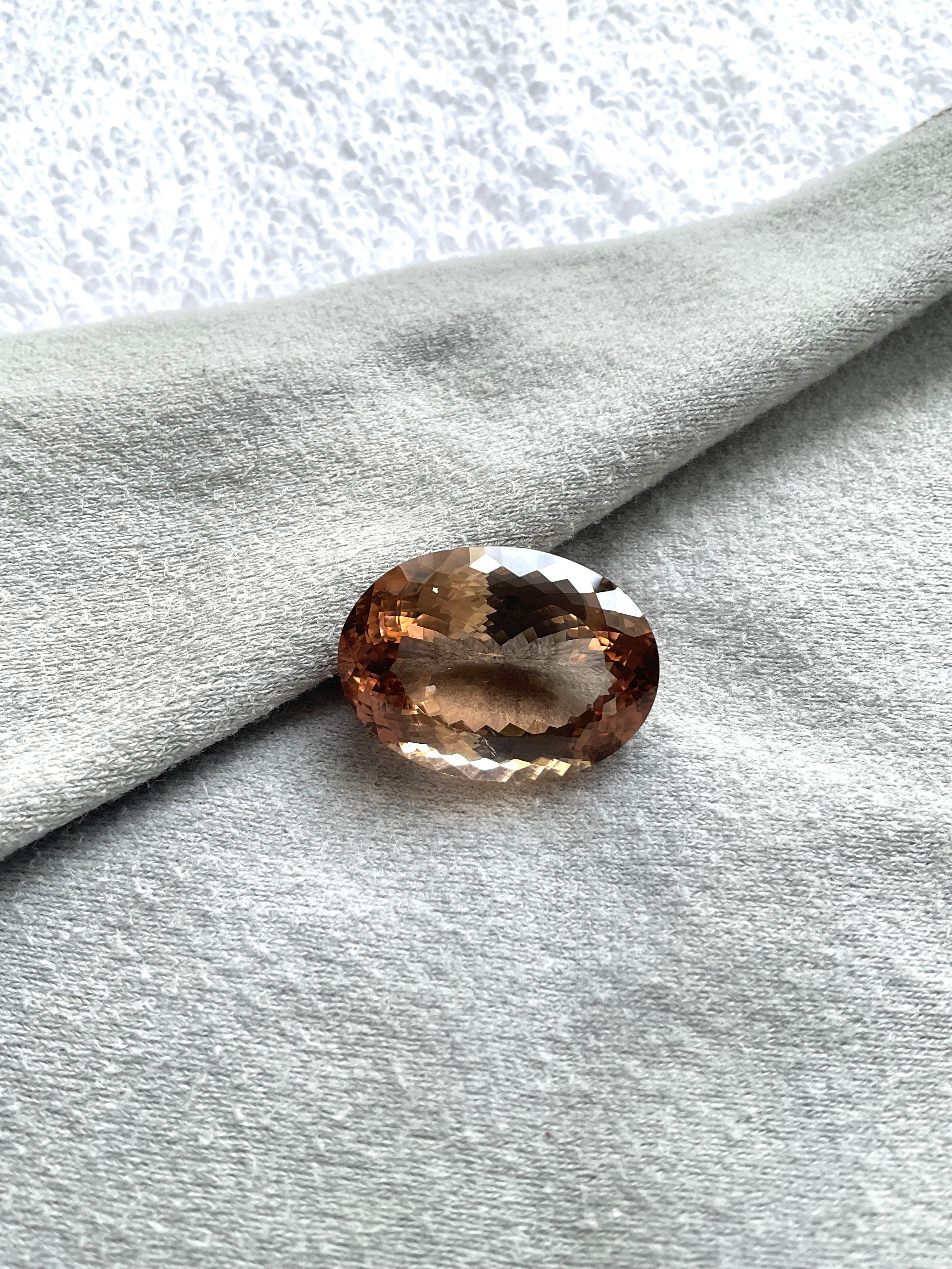 Pierre précieuse naturelle ovale à facettes en tourmaline orange 37,50 carats, 26 x 19 mm Neuf à Jaipur, RJ