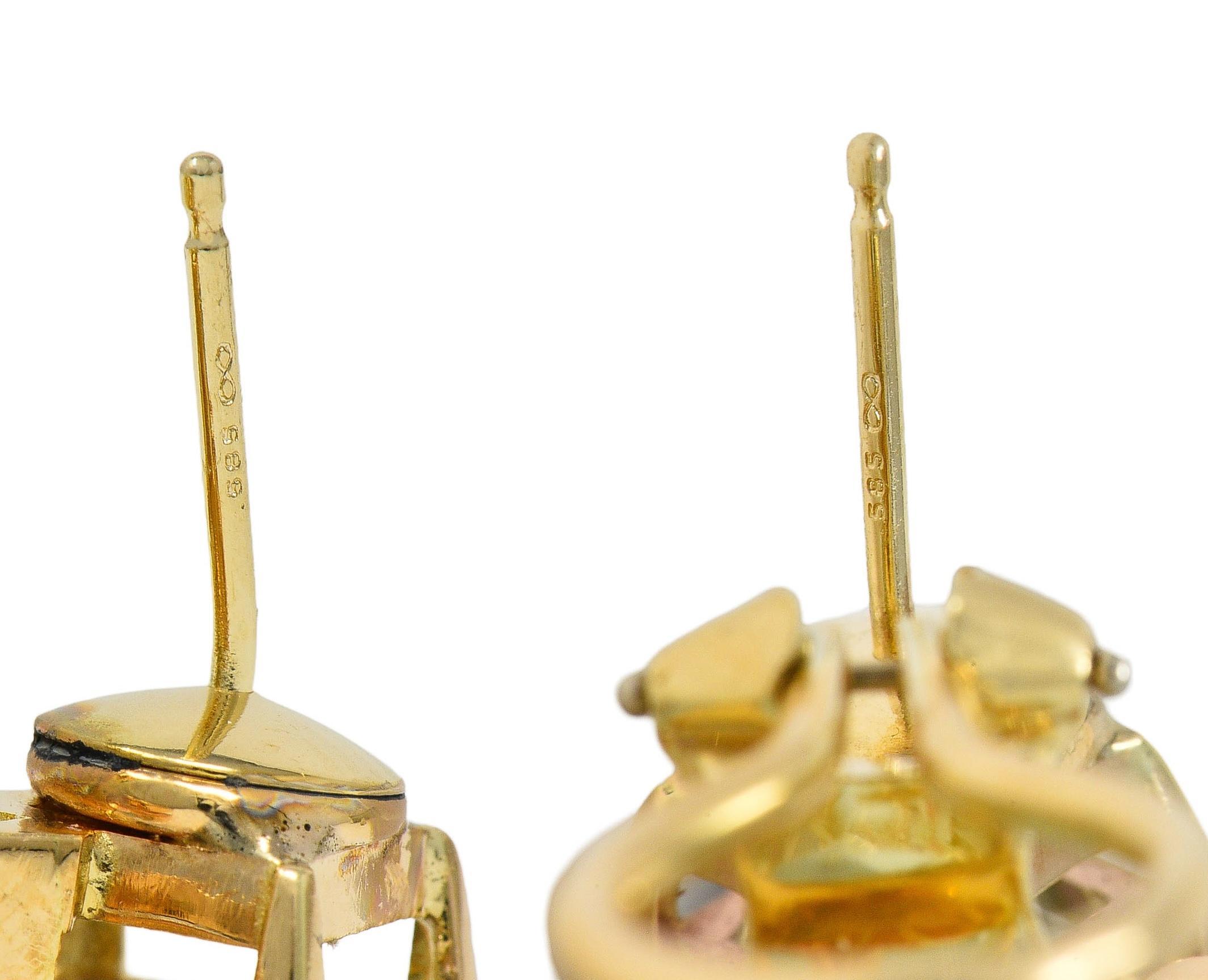 37.52 CTW Aigue-marine Diamant Or jaune 14 Karat Boucles d'oreilles en forme de coeur en vente 1