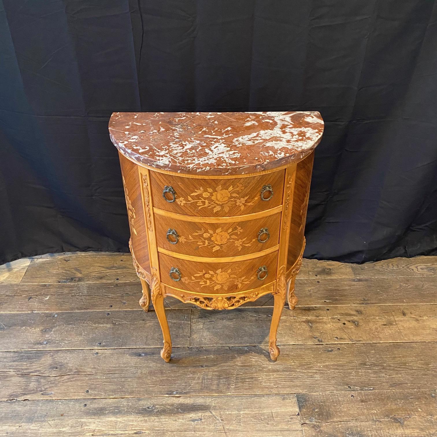#3755: French Louis XV Elegant Demilune Marble Top Side Table & Petite Cabinet In Good Condition For Sale In Hopewell, NJ