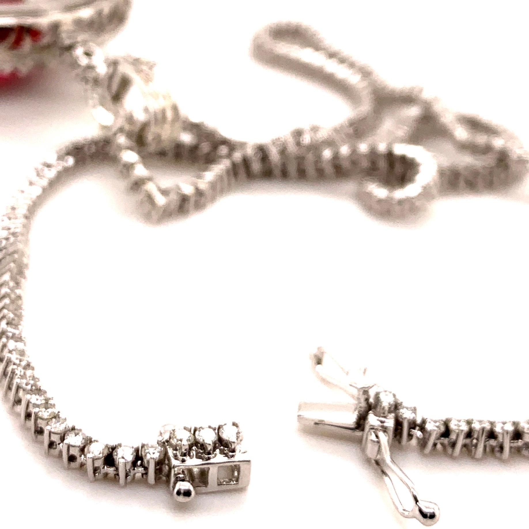 Collier pendentif rubellite en tourmaline de 37,56 carats en vente 1