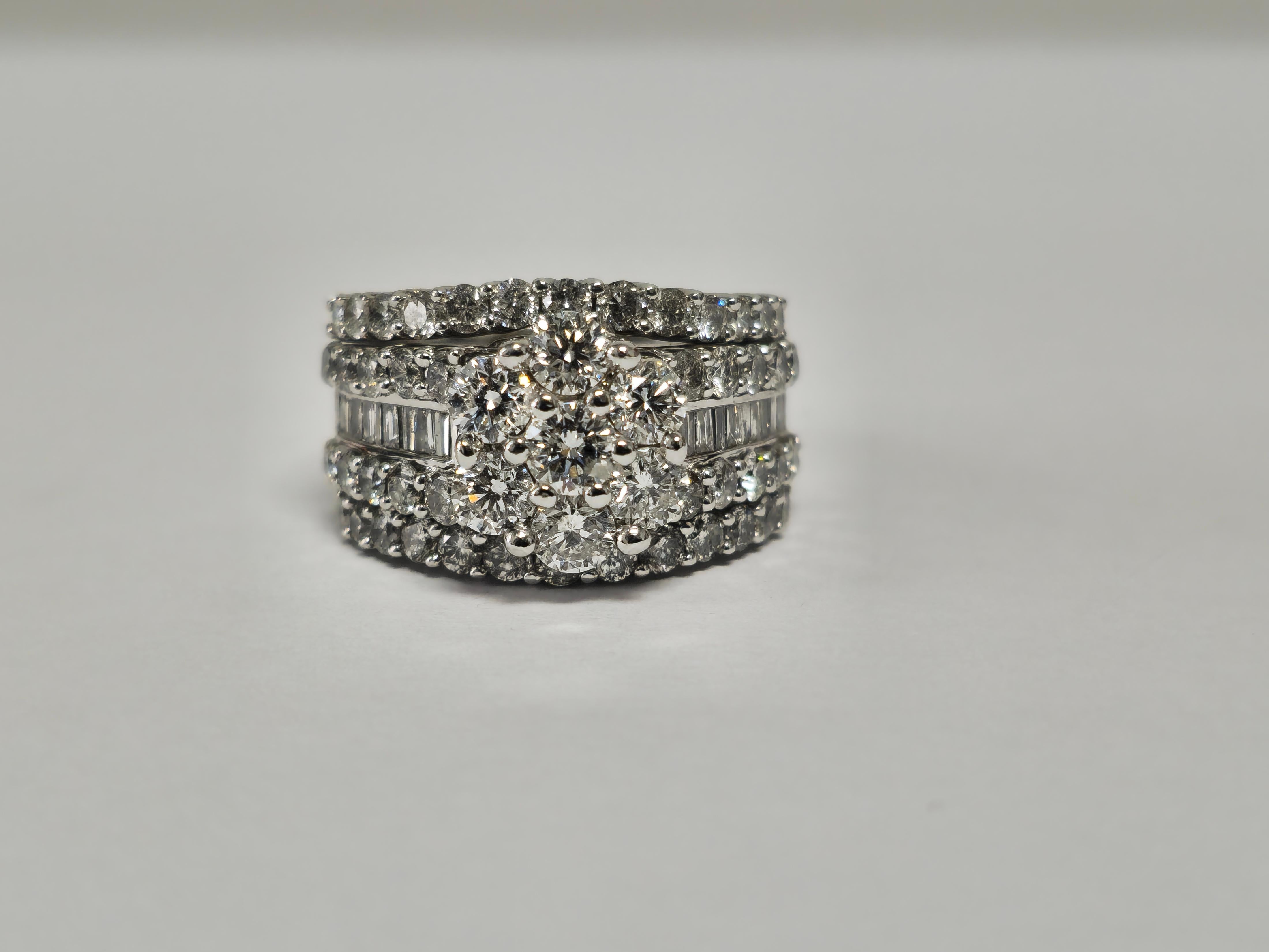 Baguette Cut 3.75ct Diamond 14K White Gold Womens Ring For Sale