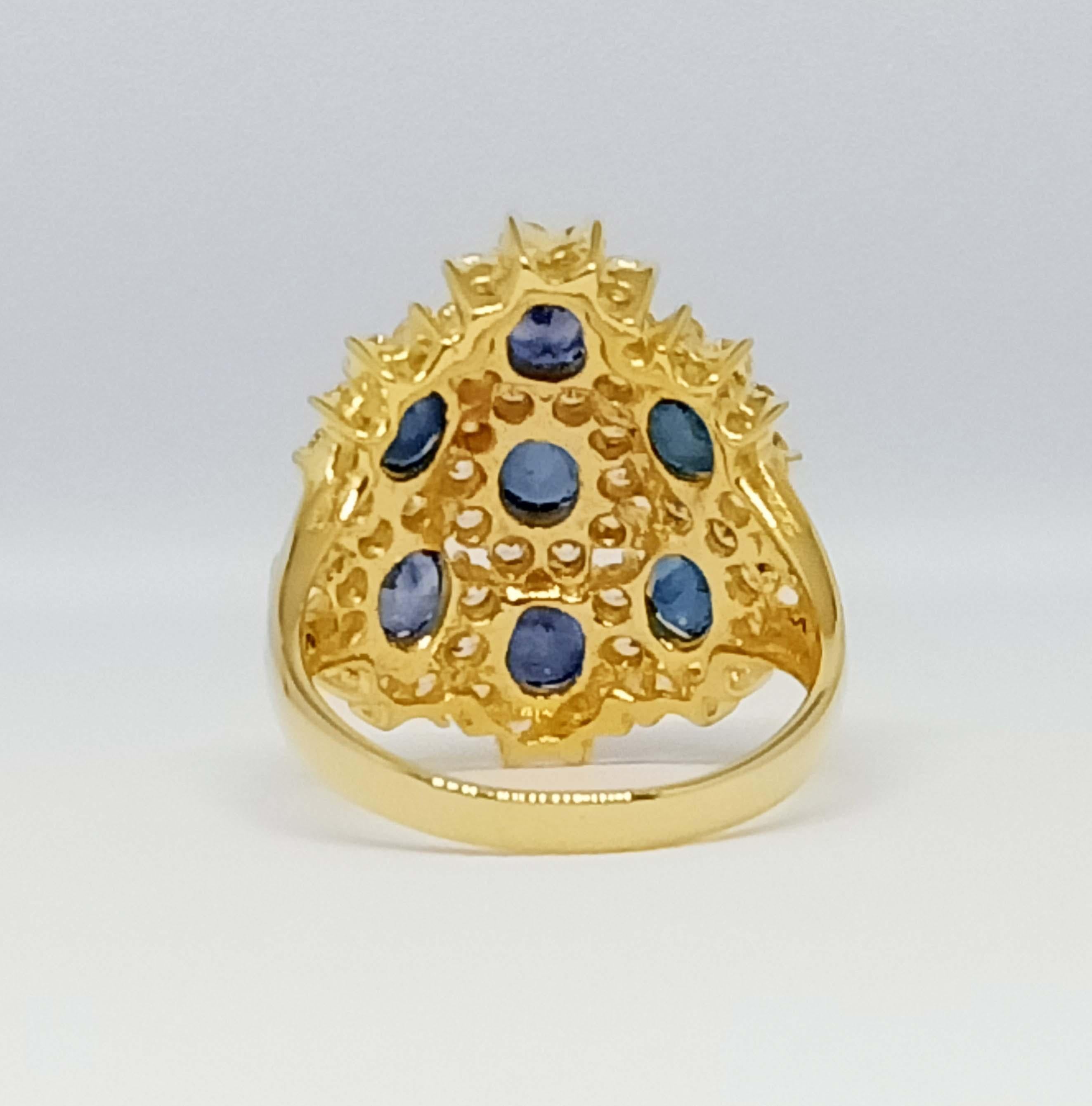 3,75cts. Anello con zaffiro blu.Argento 925 placcato oro 18 carati In condizioni Nuovo in vendita a Bangkok, TH