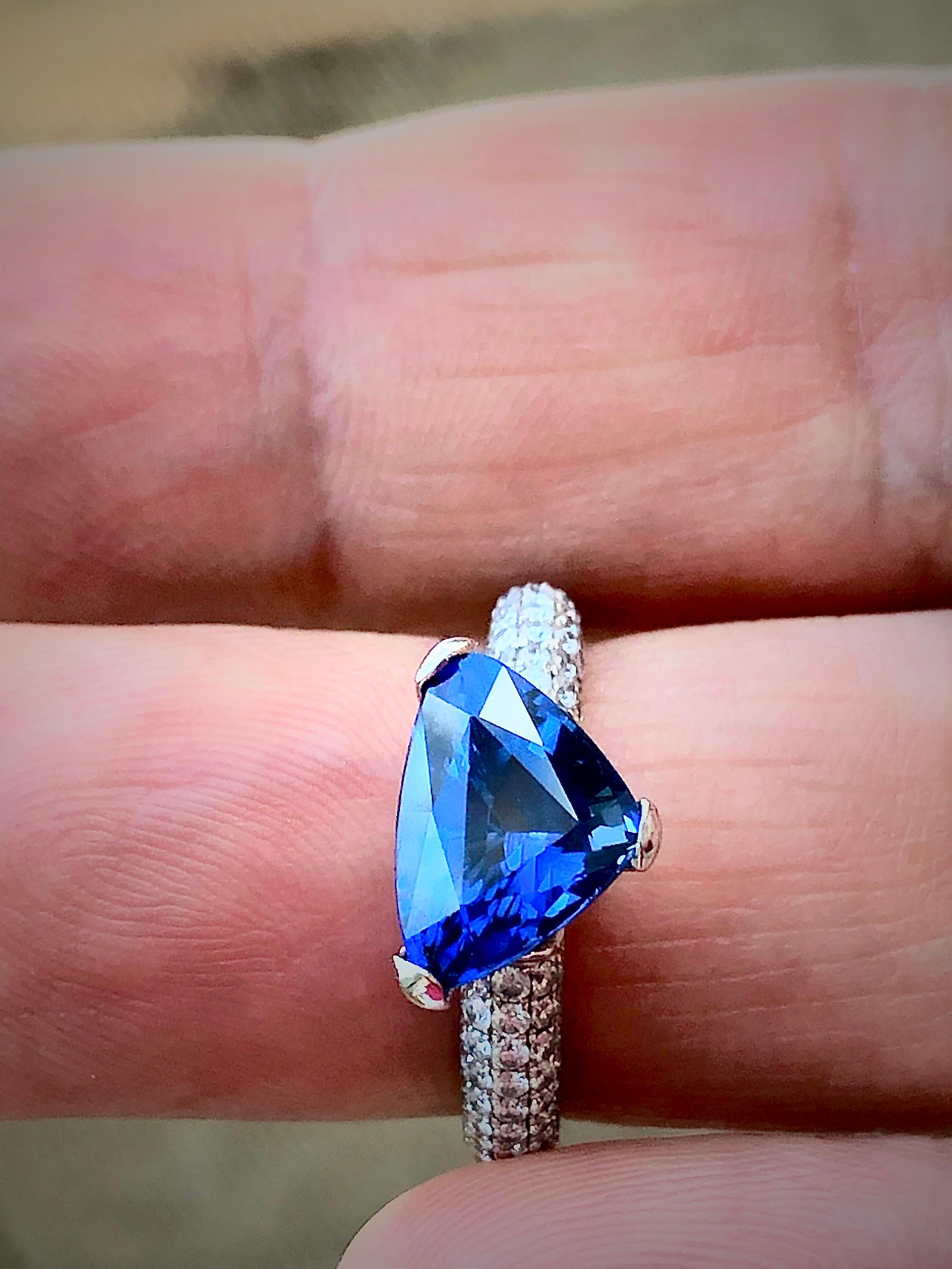 3.76 Carat Sapphire Diamond Engagement Ring 18 Karat White Gold For Sale 2