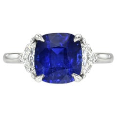 Bague de fiançailles en platine à trois pierres avec saphir de Ceylan certifié GIA de 3(76) carats