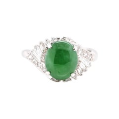 3,76 Karat, natürlicher Jadeit Cabochon und Diamant Estate Ring in Platin gefasst