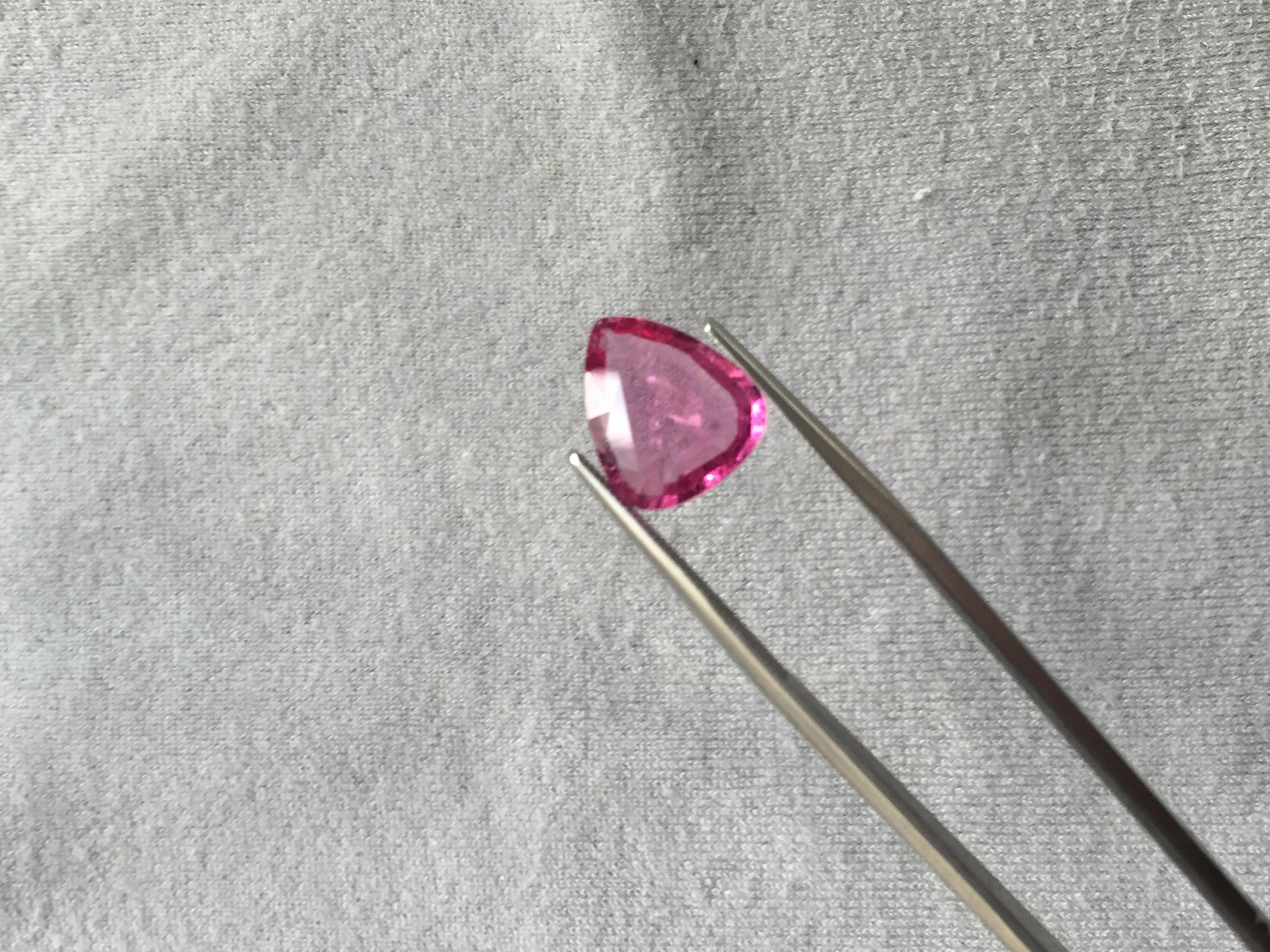 Introducing our exquisite 3.76 Carat Pink Tourmaline Pear Cut, the perfect gemstone for high-end jewelry. Crafted from high-quality tourmaline, this stunning gemstone features a gorgeous pink hue that is both elegant and sophisticated. The pear cut