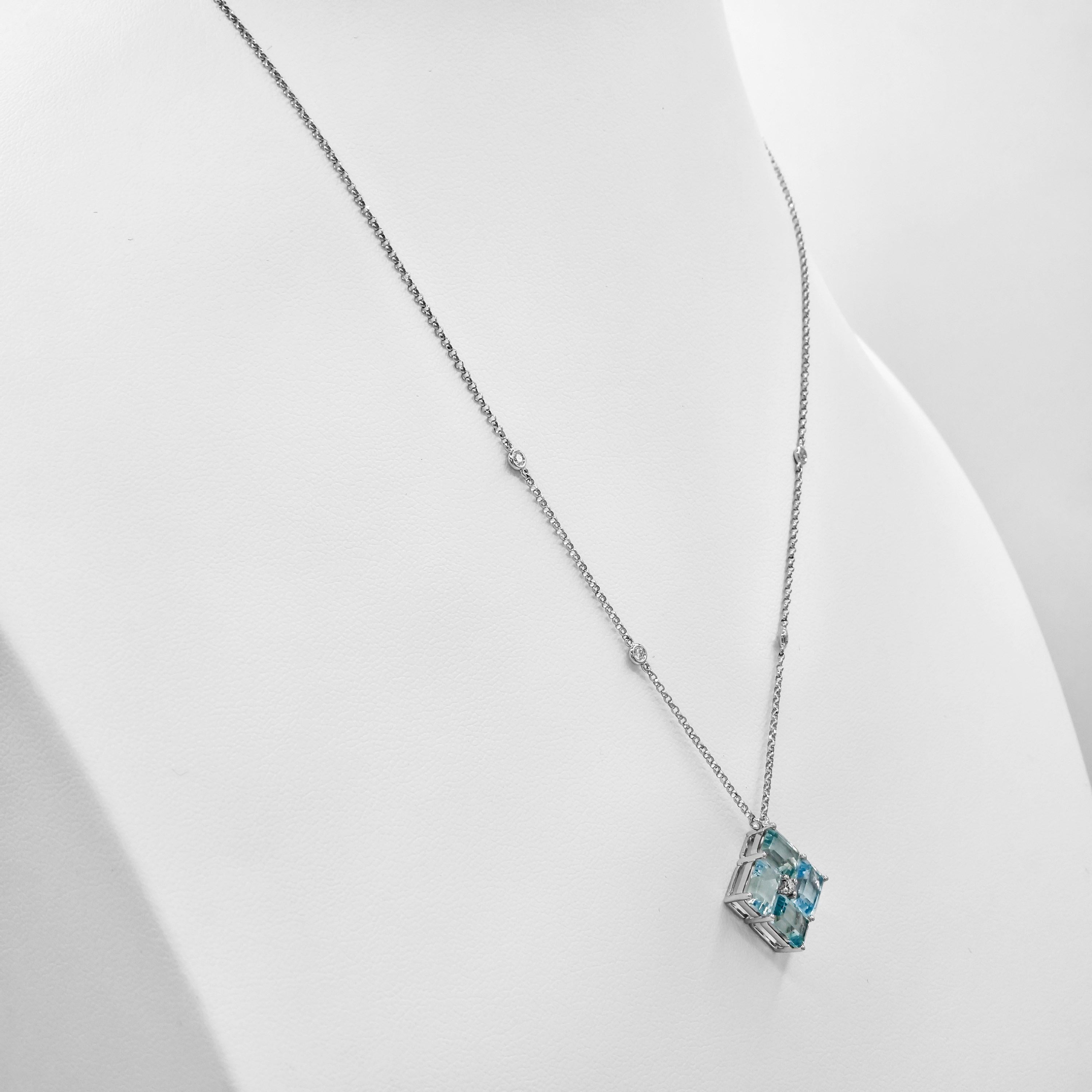Mixed Cut 3.76 Carats Aquamarine and White Diamond White Gold Necklace For Sale