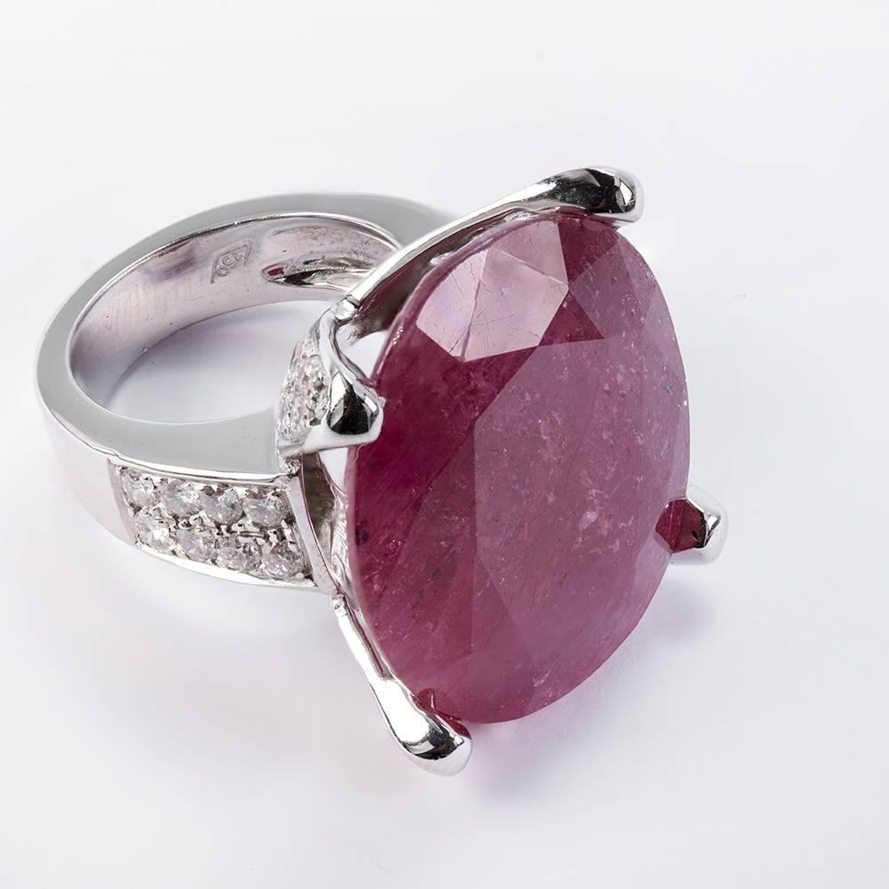 37.66 Carat Ruby and Diamond 18 Karat White Gold Cocktail Ring In Excellent Condition For Sale In Nicosia, CY
