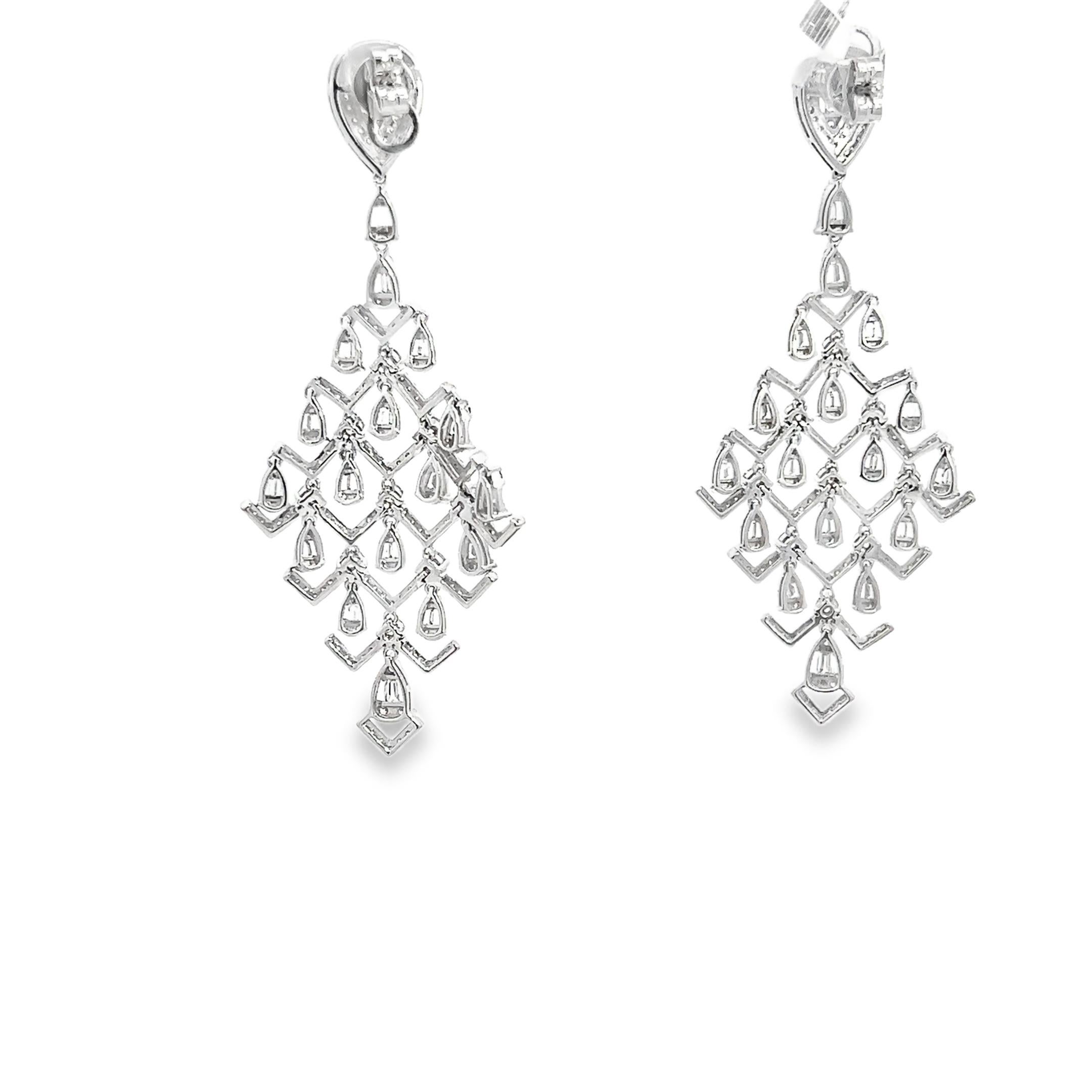 3.77 Carat Diamond Chandelier Earrings For Sale 1