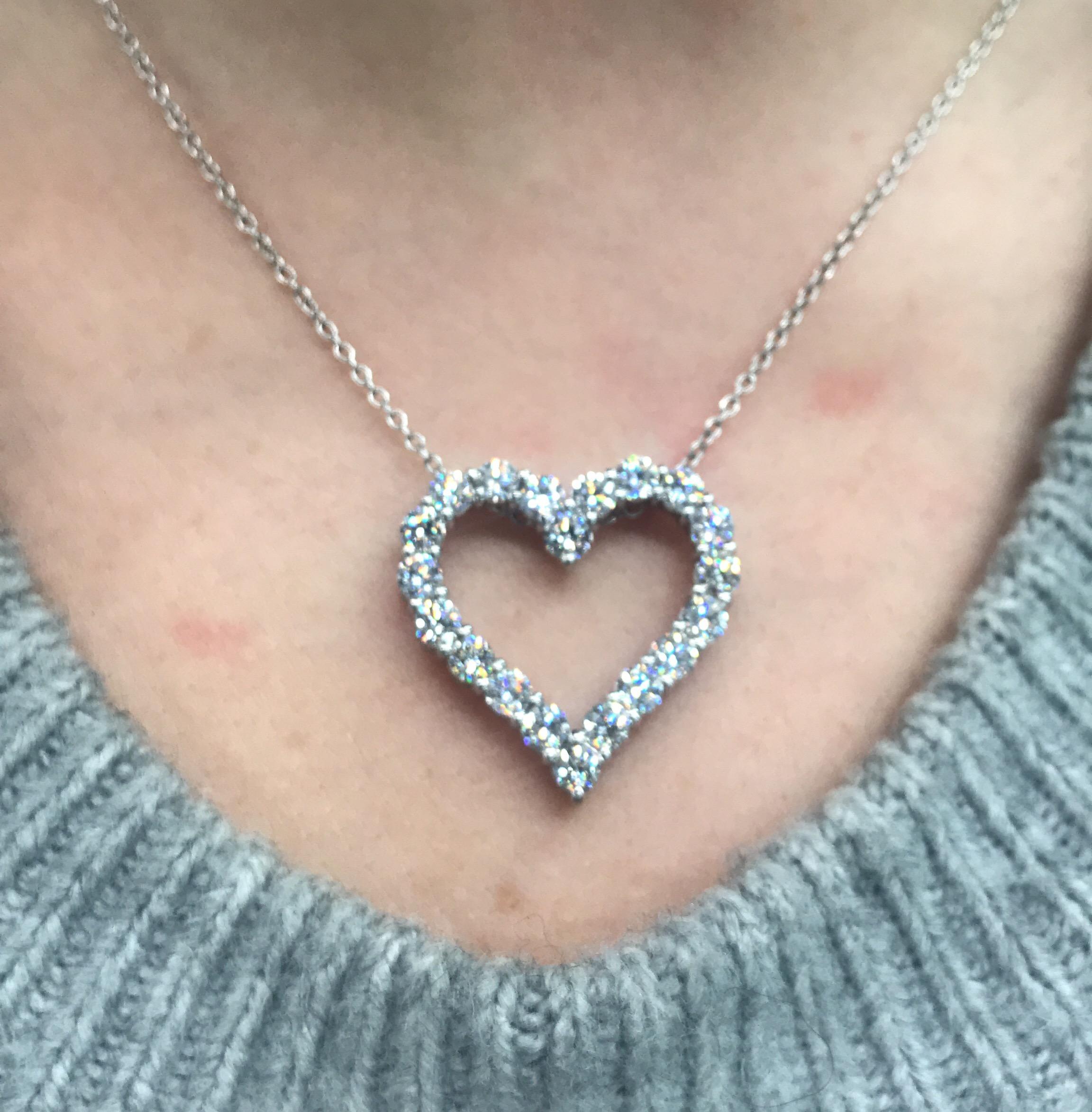 Women's 3.77 Carat Diamonds Gold Heart Pendant Necklace