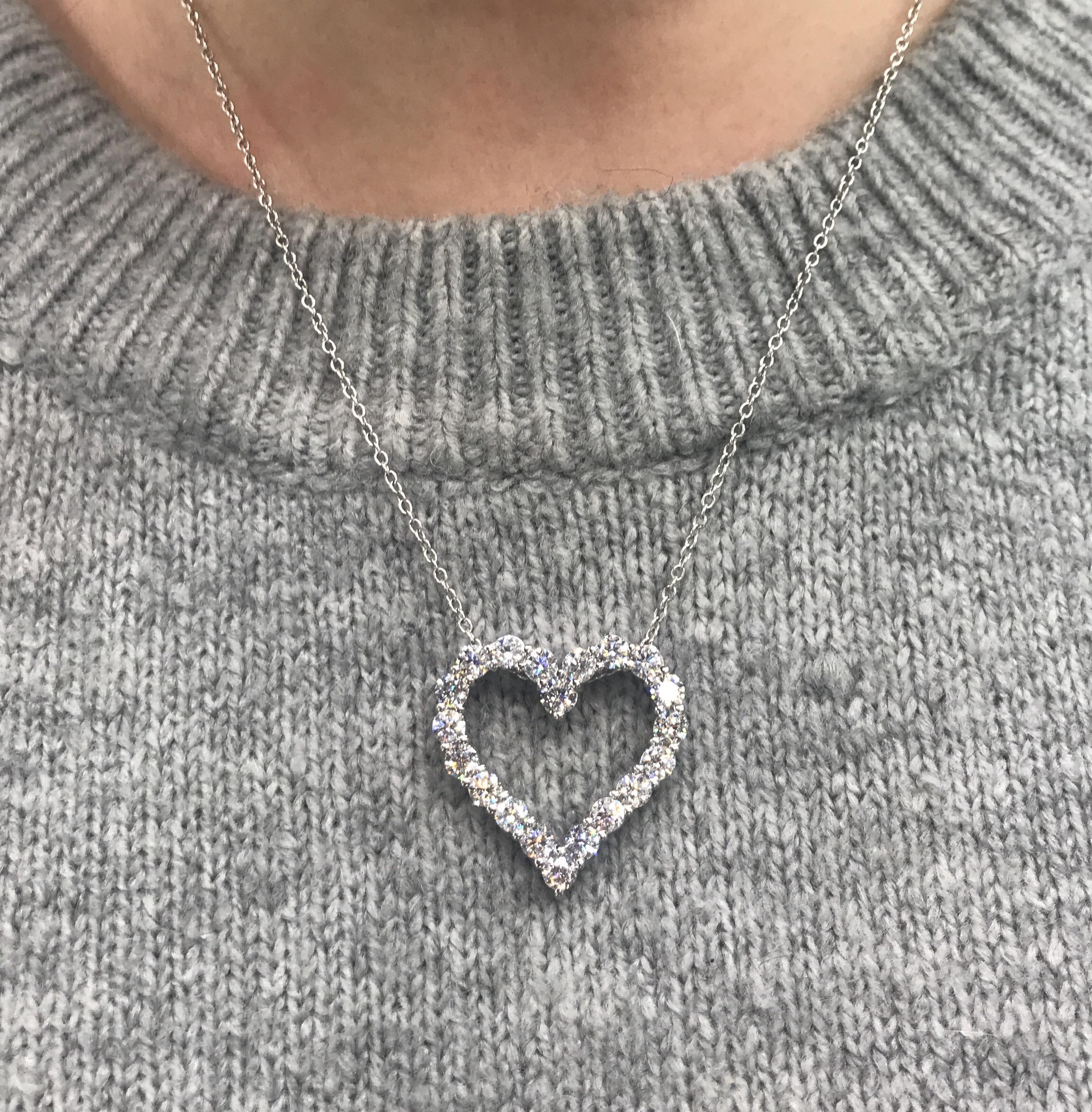 3.77 Carat Diamonds Gold Heart Pendant Necklace 2