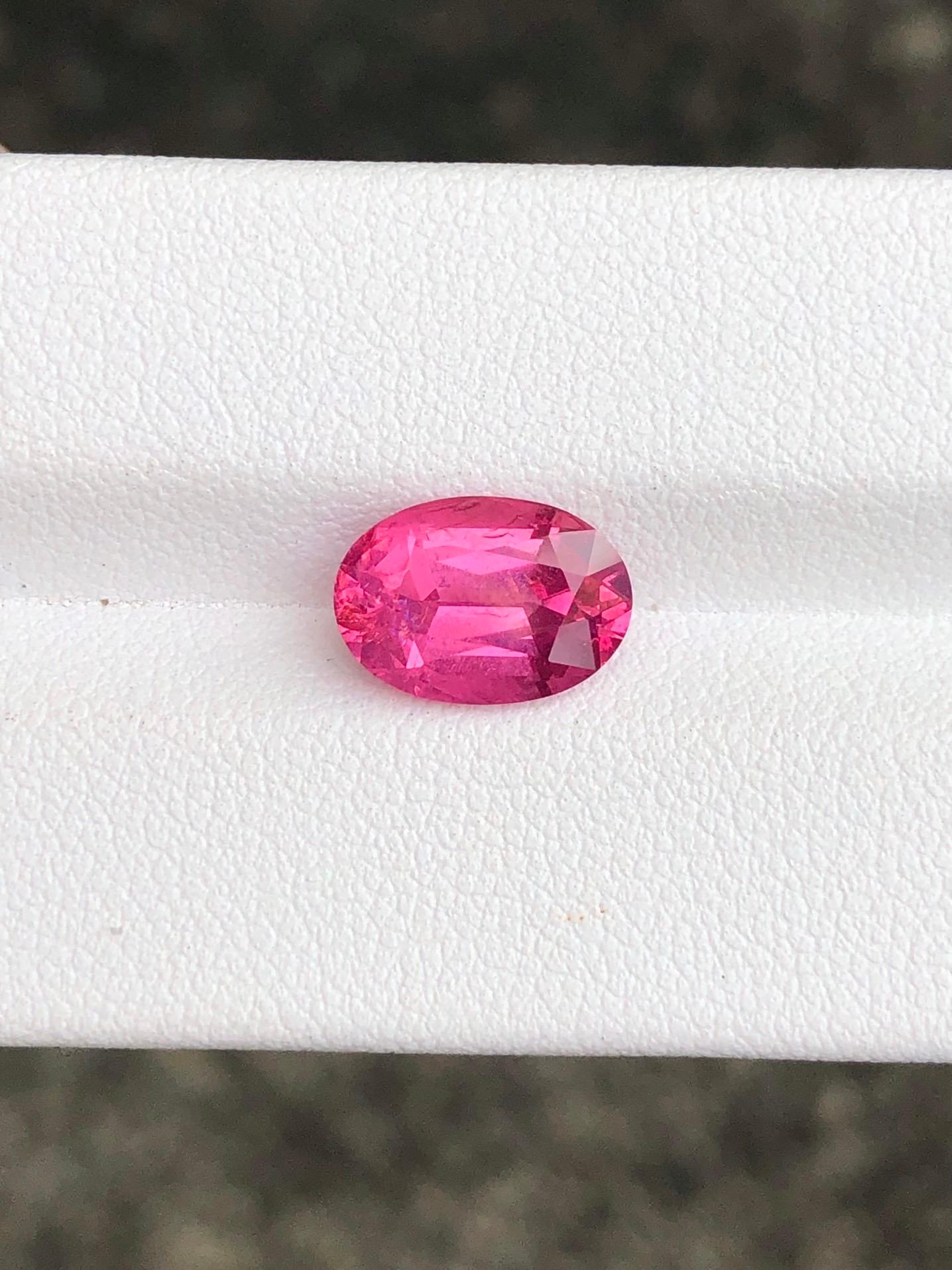 3.77 Ct Espinela Natural color rosa caliente ojo limpio calidad Tanzania Gema en venta 3