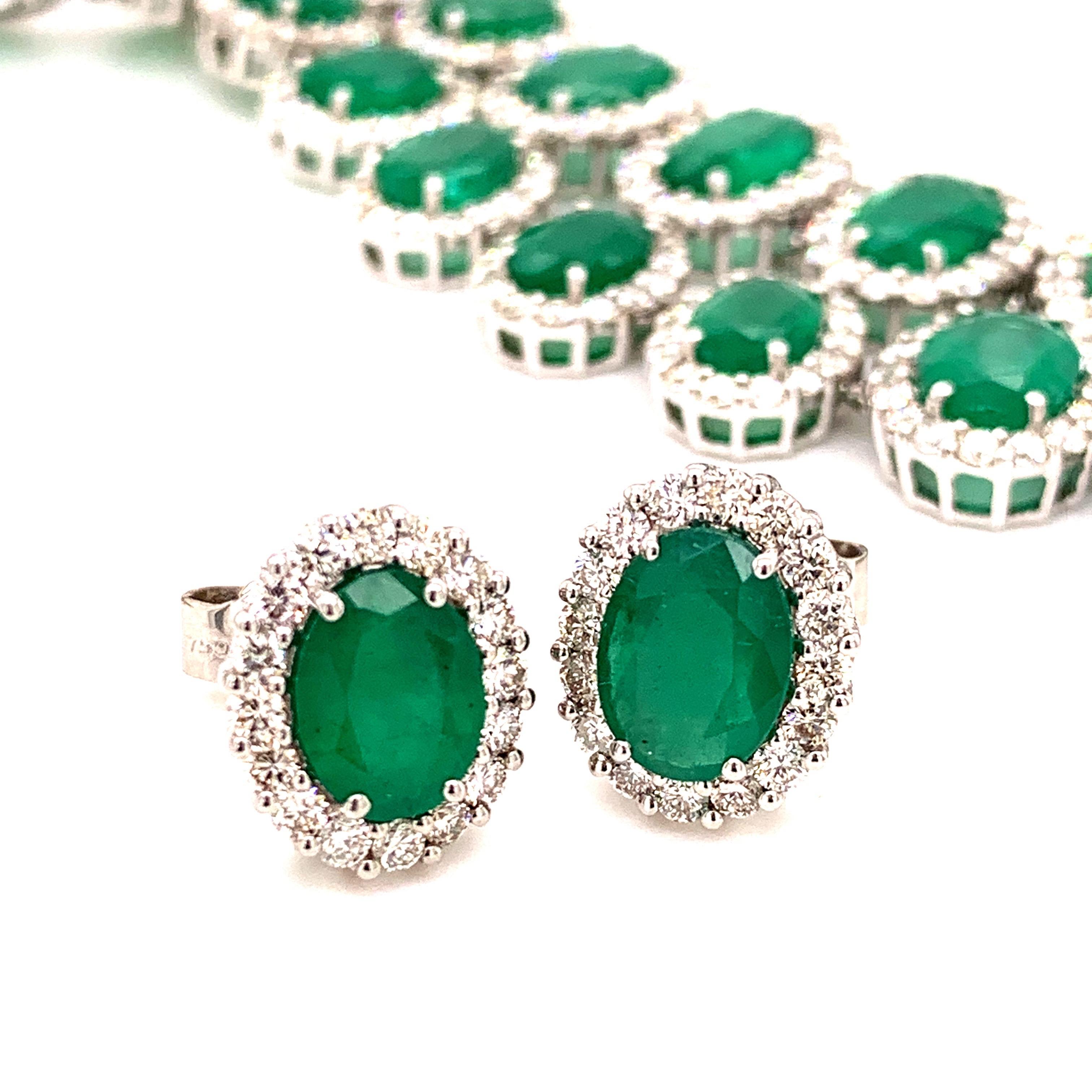 Contemporary 37.73 Carat Emerald Necklace Earrings Set