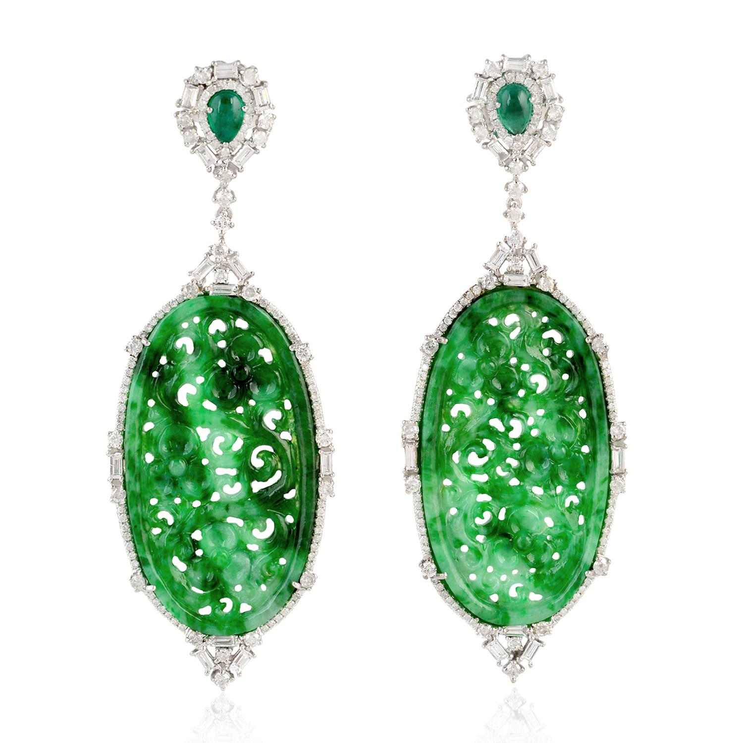 Contemporary 37.76ct Carved jade Dangle Earrings With Diamonds & Emerald In 18k White Gold For Sale