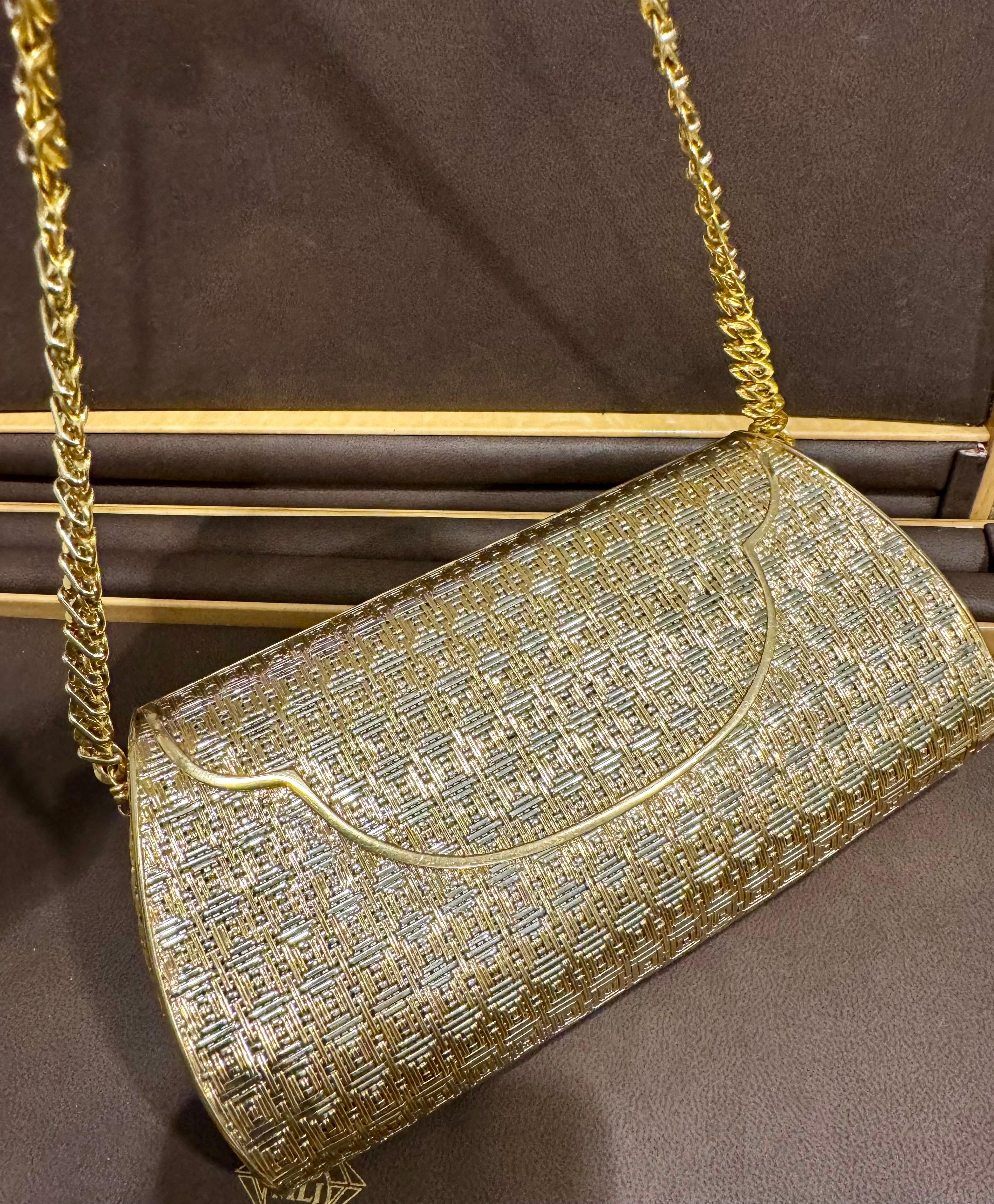  378 Gm of 18 Karat Yellow Gold Mesh Clutch Handbag with Shoulder Chain, Vintage 5