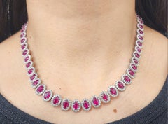 Collier de 37.88 ct de rubis naturel et de diamants