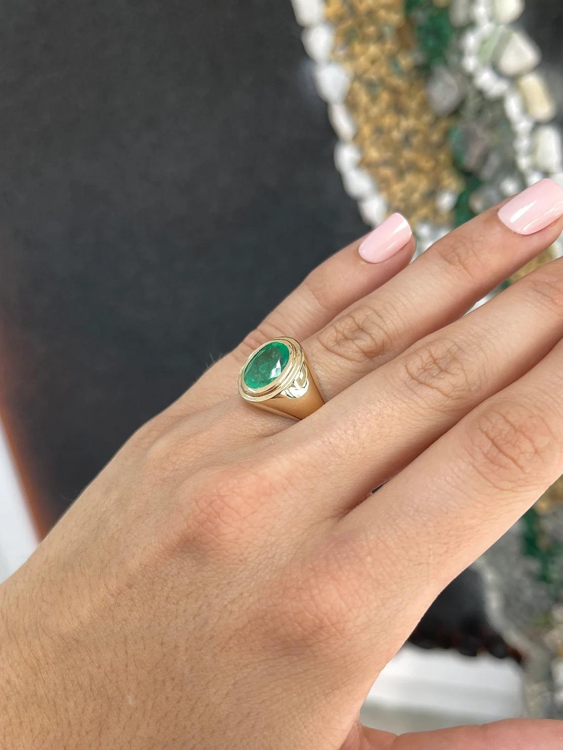 Taglio ovale 3,78ct 14K Solitario Grande Ovale Medio Giallo Smeraldo Colombiano Unisex Lunetta Rin in vendita
