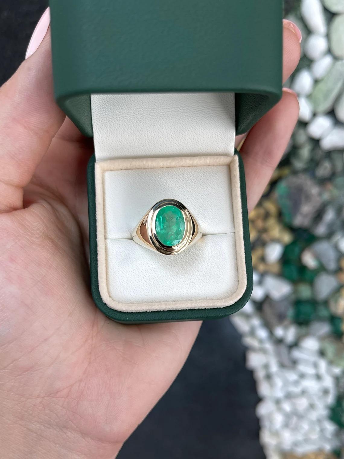 3,78ct 14K Solitario Grande Ovale Medio Giallo Smeraldo Colombiano Unisex Lunetta Rin in vendita 3