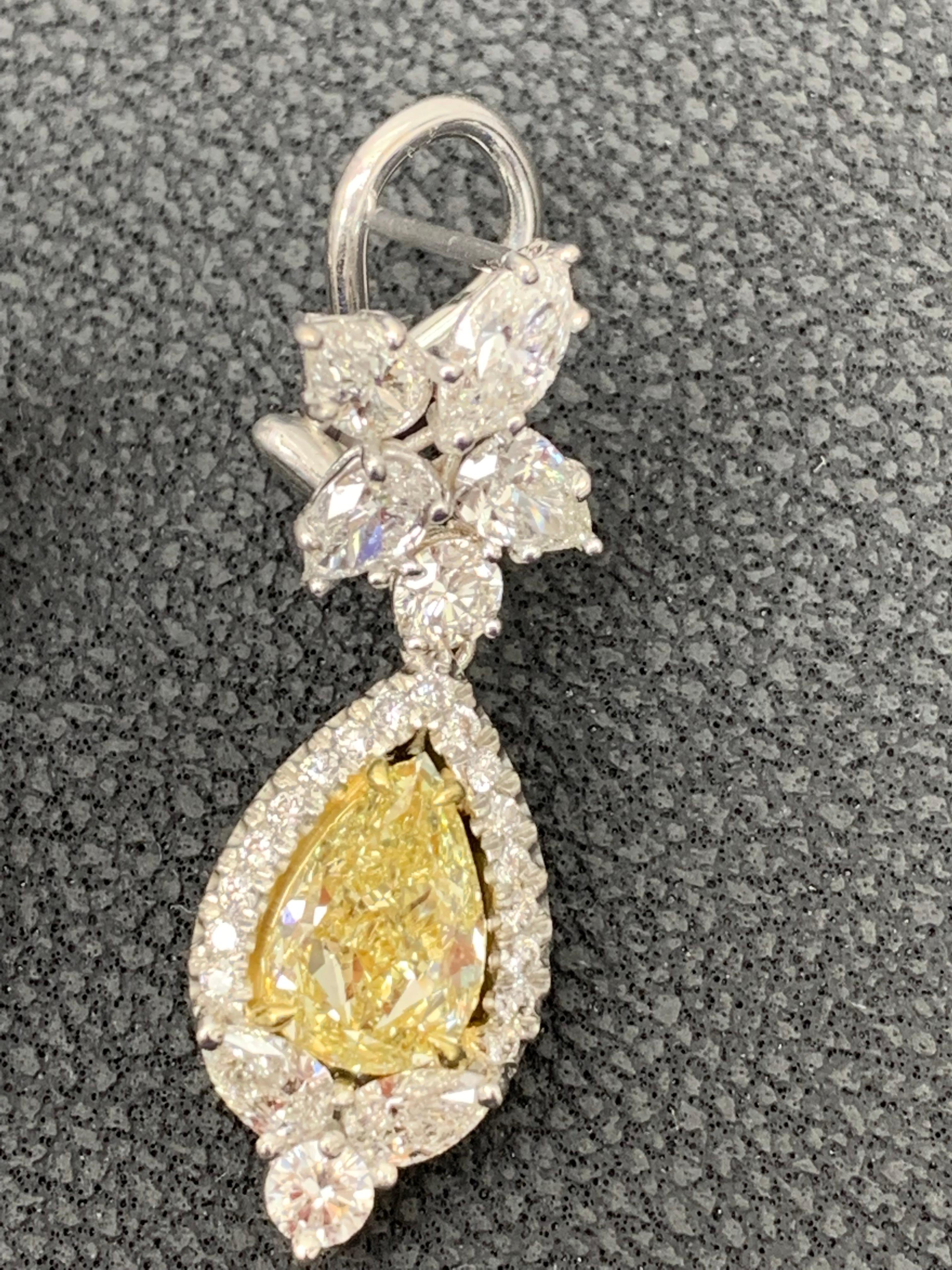 3.79 Carat Fancy Yellow Diamond and Diamond Drop Earrings in 18K White Gold In New Condition For Sale In NEW YORK, NY