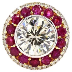 Bague en or rose sertie d'un diamant rond taille brillant de 3,79 carats