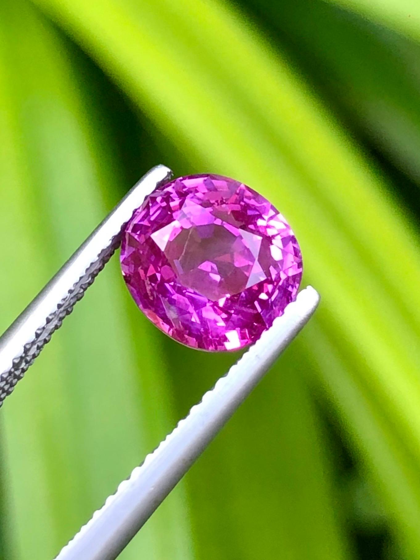 Certificato Guild Raro zaffiro naturale non riscaldato  burma purple 3,79Carati in vendita 3