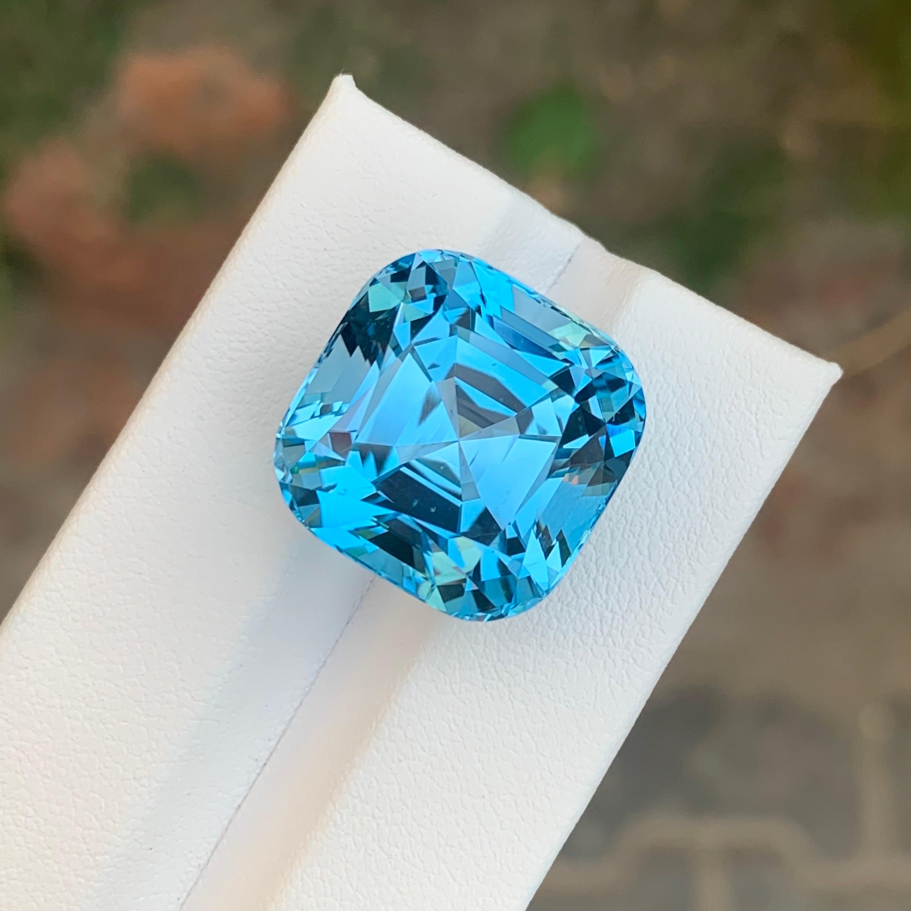 37.90 Carat Natural Loose Sky Blue Topaz Square Shape Gemstone From Brazil For Sale 1