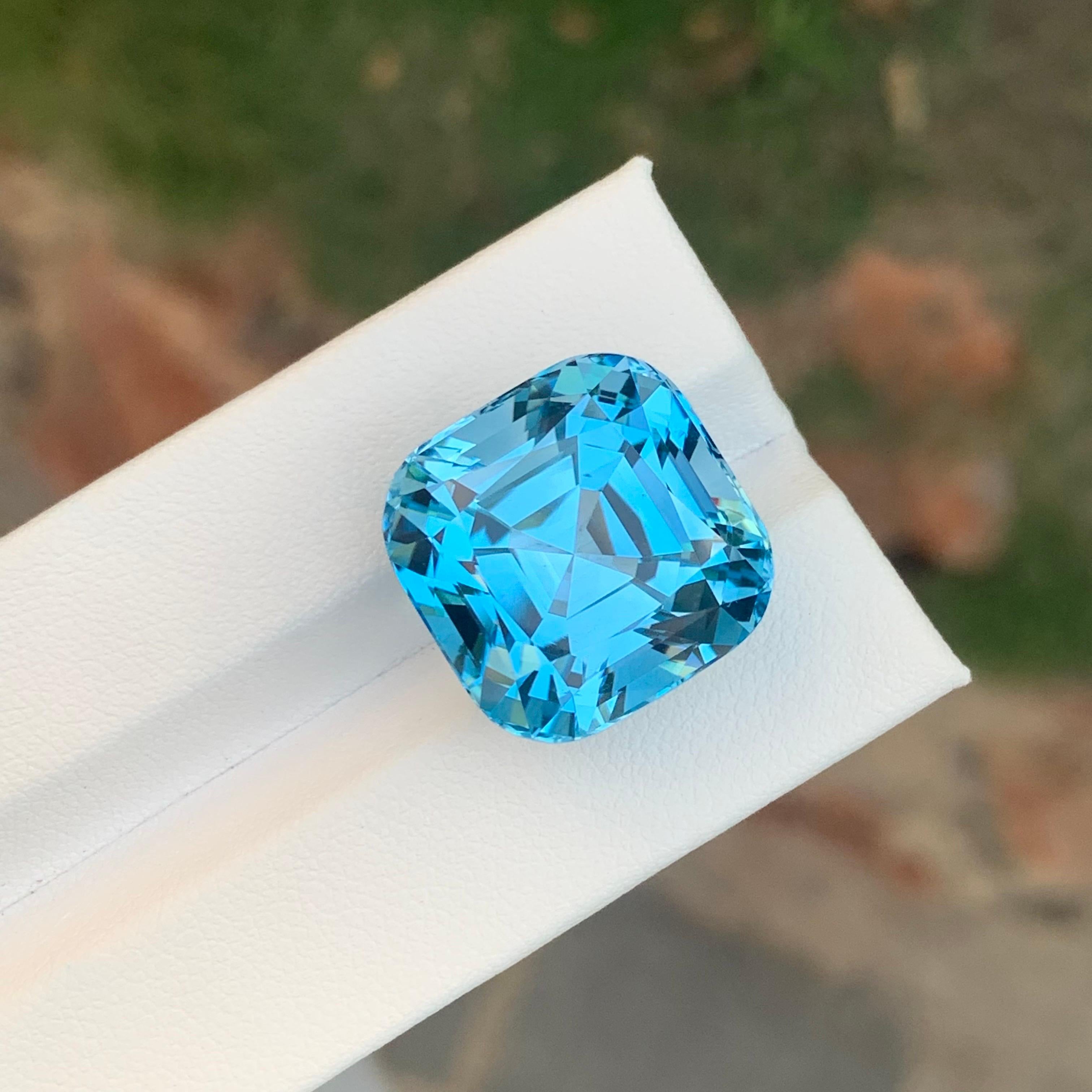 37.90 Carat Natural Loose Sky Blue Topaz Square Shape Gemstone From Brazil For Sale 2