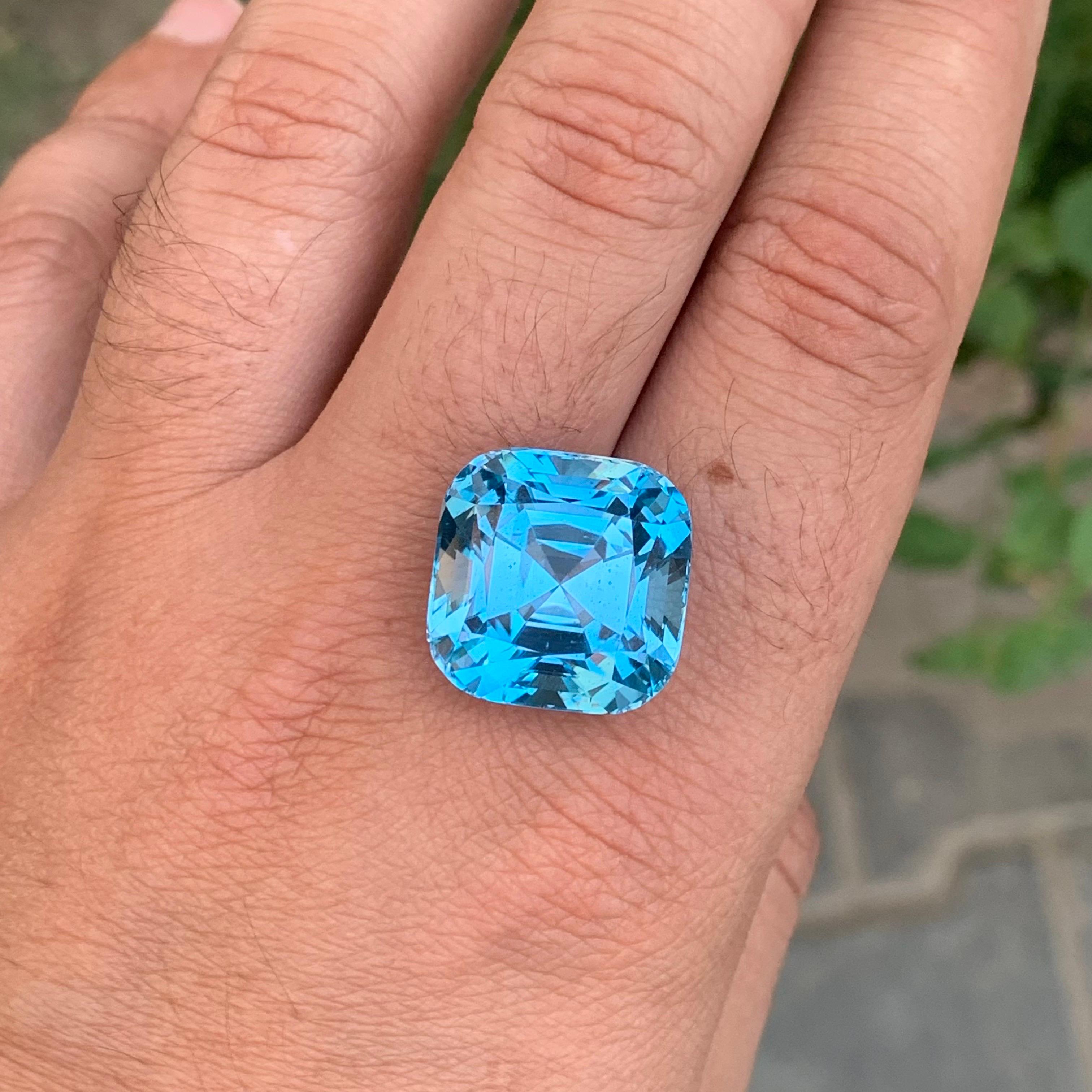 37.90 Carat Natural Loose Sky Blue Topaz Square Shape Gemstone From Brazil For Sale 3