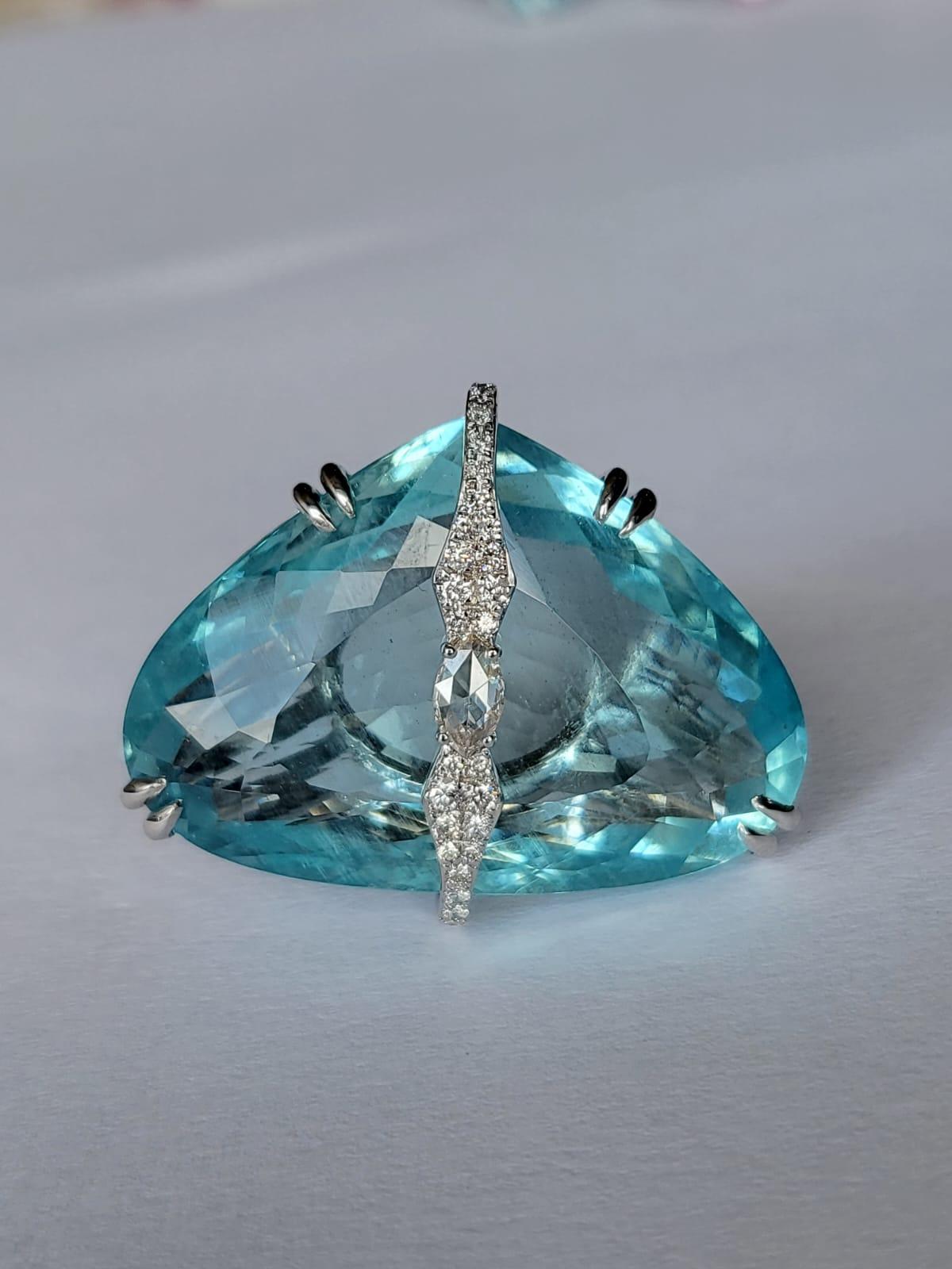 Women's or Men's 37.92 carats, Art-Deco style, Aquamarine & Rose Cut Diamond Cocktail Ring For Sale