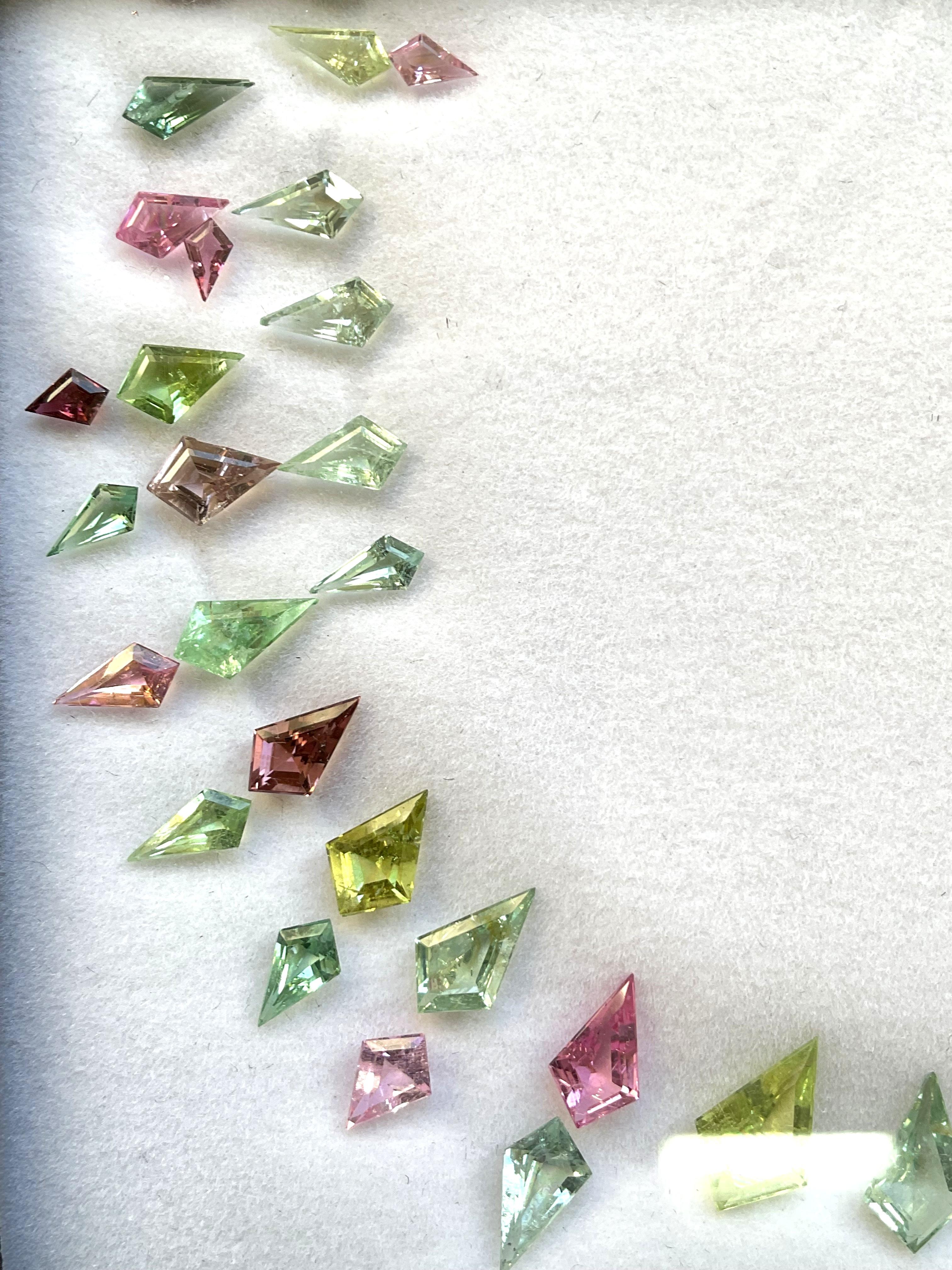 37,94 Karat Multi Turmalin Top-Qualität Fancy Layout für Schmuck natürlichen Edelstein im Angebot 2