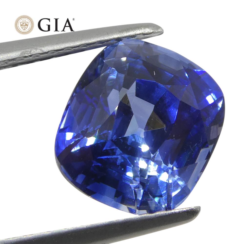 3.79ct Cushion Blue Sapphire GIA Certified Sri Lanka   In New Condition For Sale In Toronto, Ontario