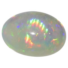 Opale Welo blanche cabochon ovale de 3,79 carats d'Éthiopie
