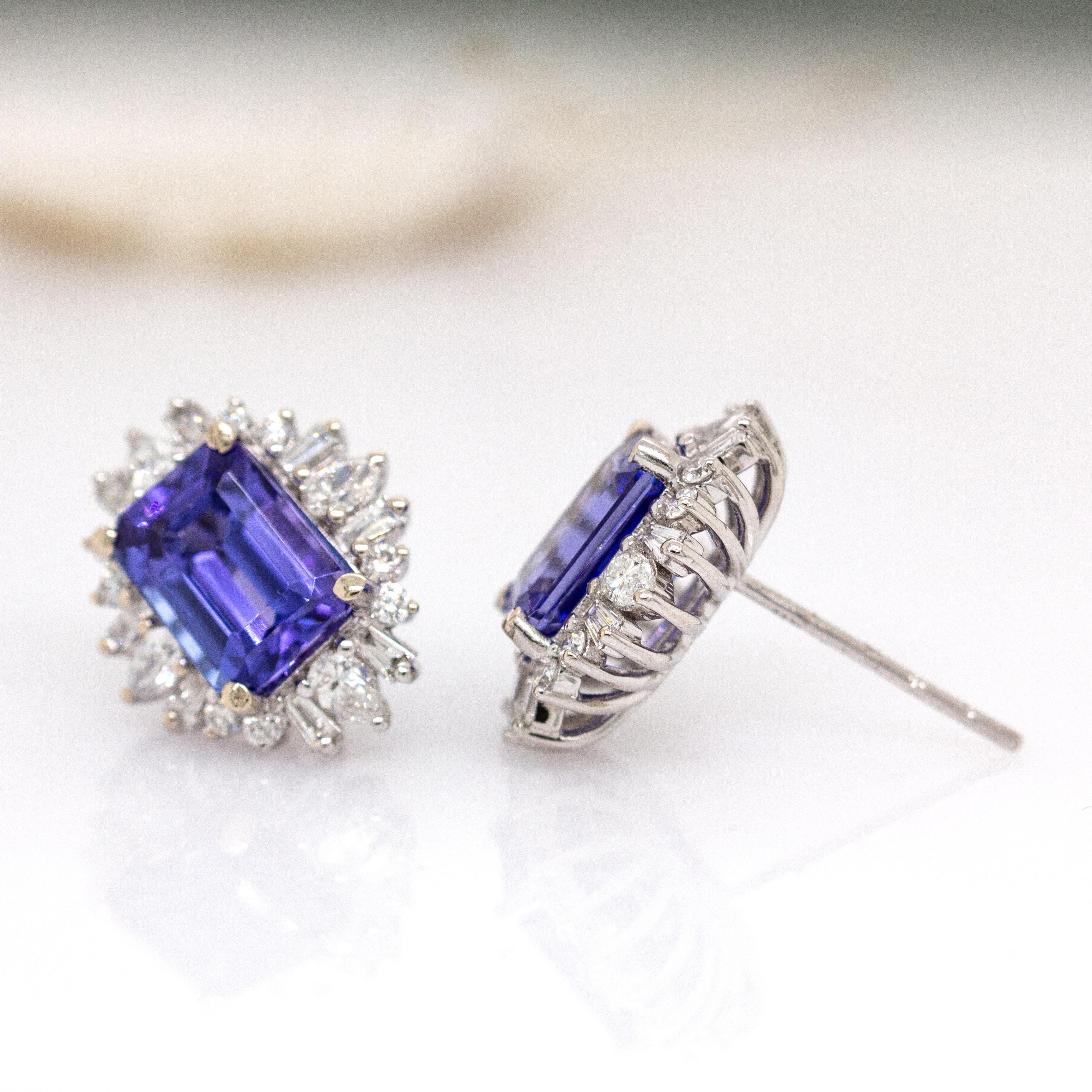 Orecchini con tanzanite da 3,79 carati e diamanti naturali: oro bianco massiccio 14k  8x6 mm In condizioni Nuovo in vendita a Columbus, OH