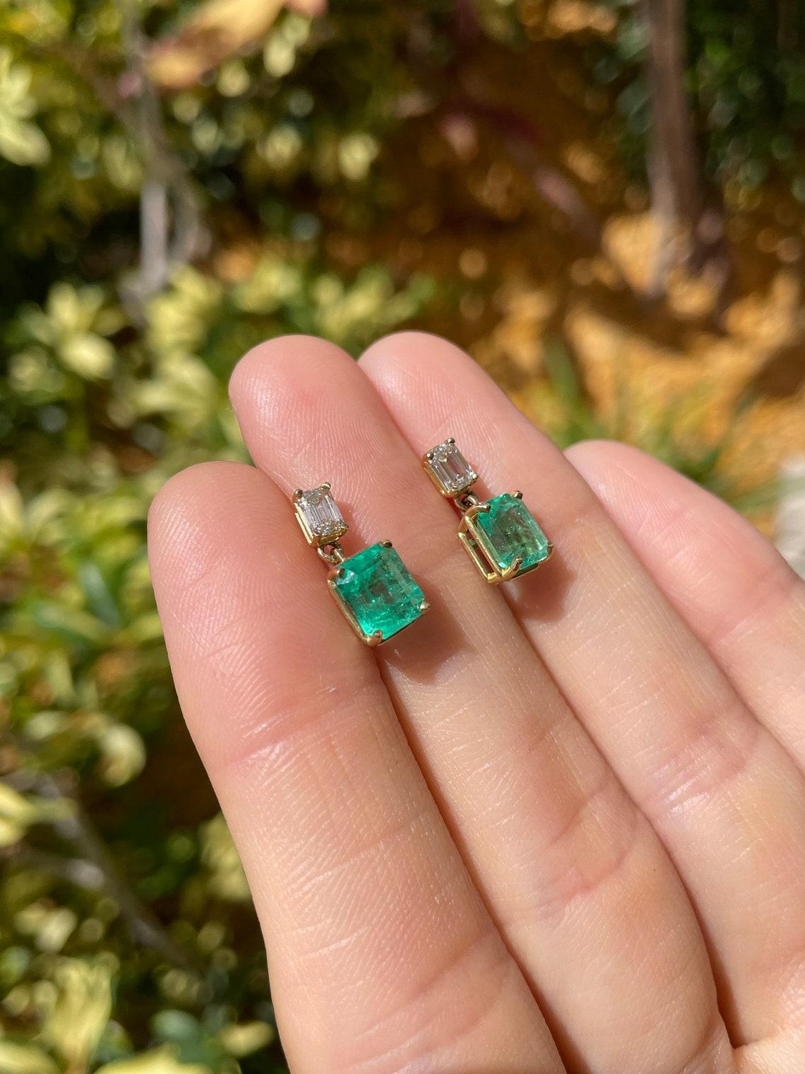 3,79tcw Smaragd & Diamant-Ohrhänger 18K Smaragdschliff Smaragd mit Diamant im Angebot 3