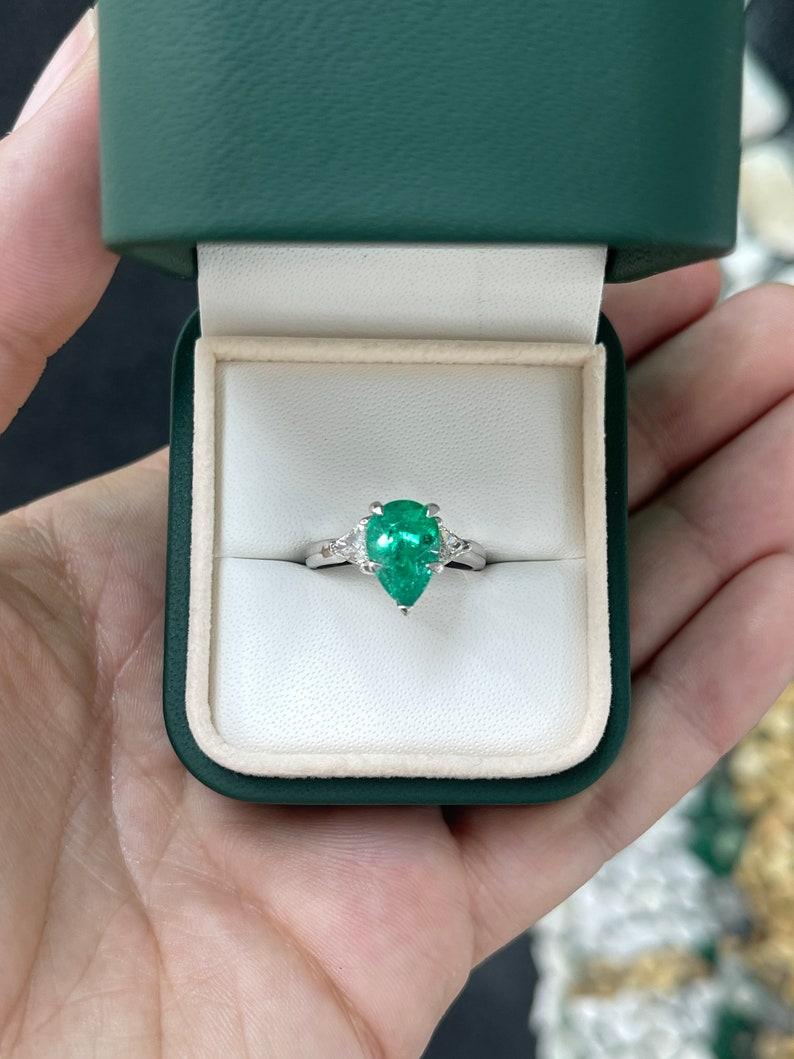 Women's 3.79tcw PLAT Pear Colombian Emerald & Diamond 3-Stone Ring For Sale