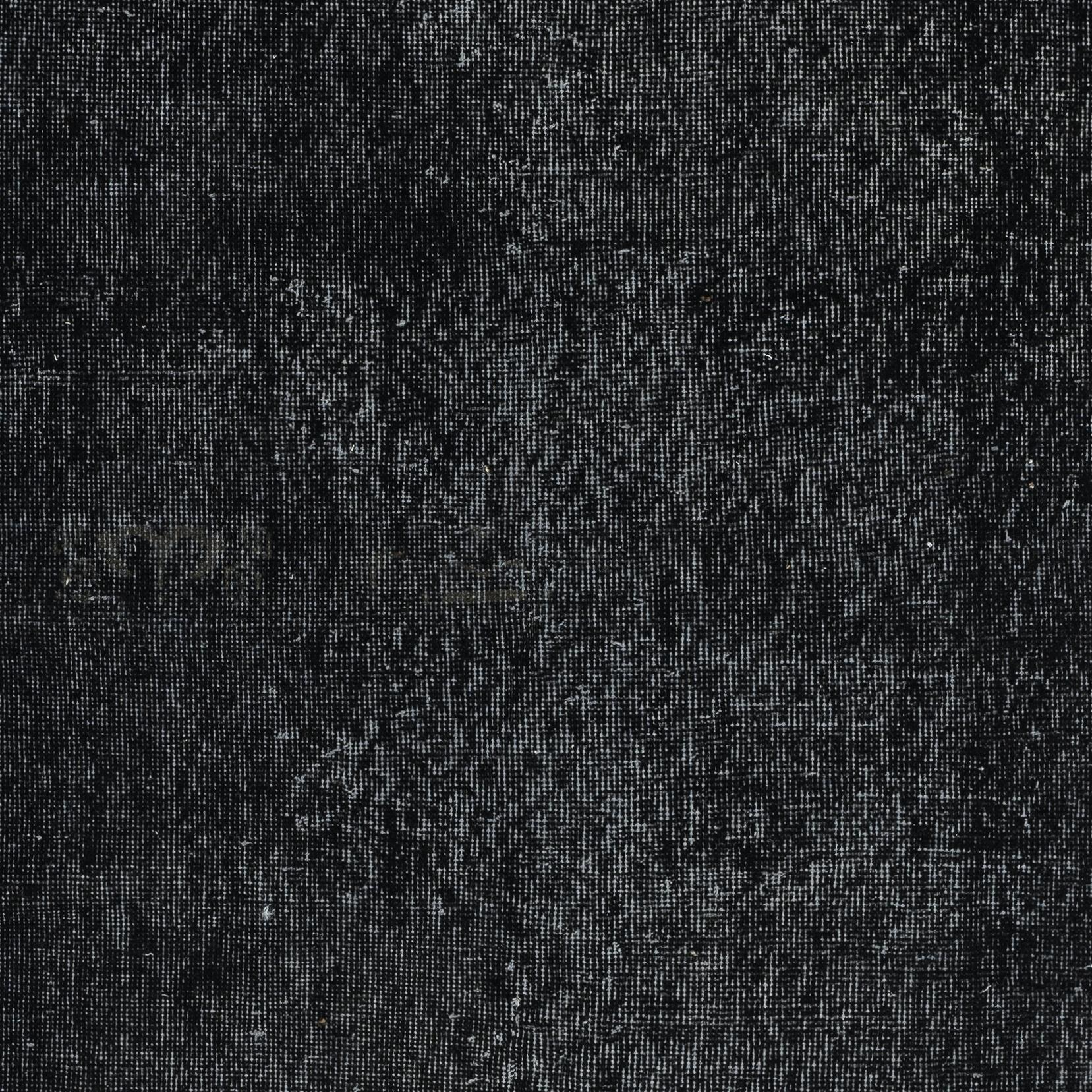 3.7x6.7 Ft Schwarz Overdyed Handgefertigter Teppich. Vintage Turkish Area Rug für Wohnzimmer (Türkisch) im Angebot