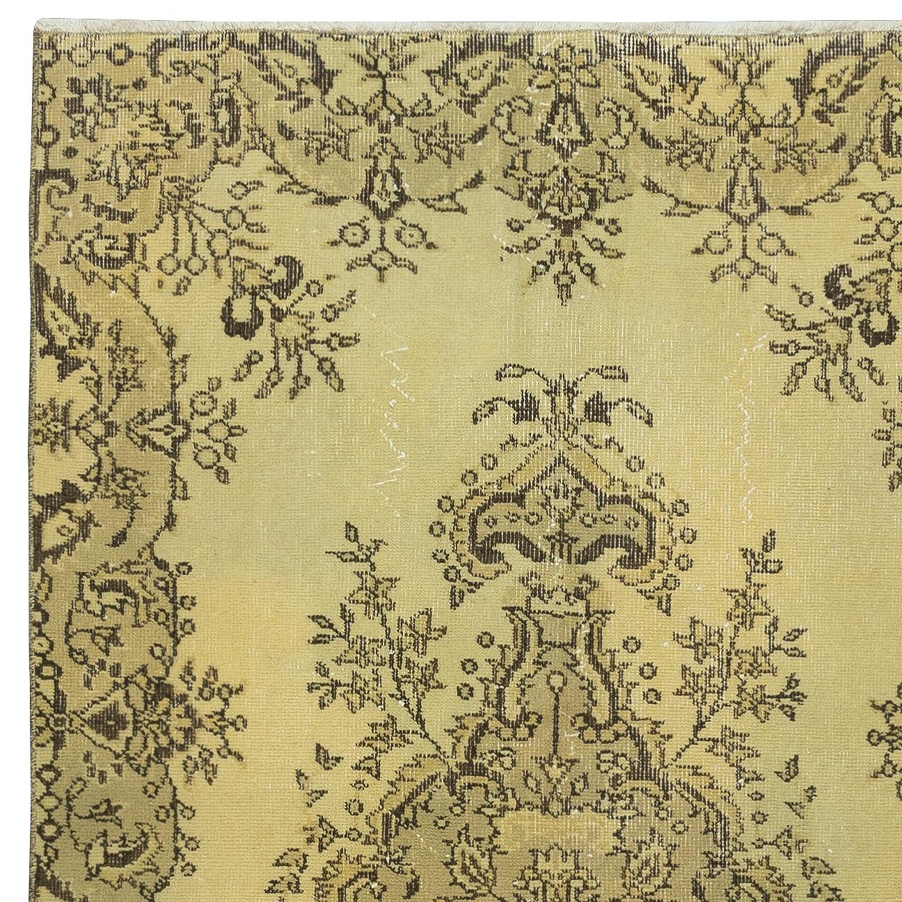 Noué à la main 3.7x7 Ft Moderne Tapis en laine turque fait à la main en jaune avec motif de médaillon en vente