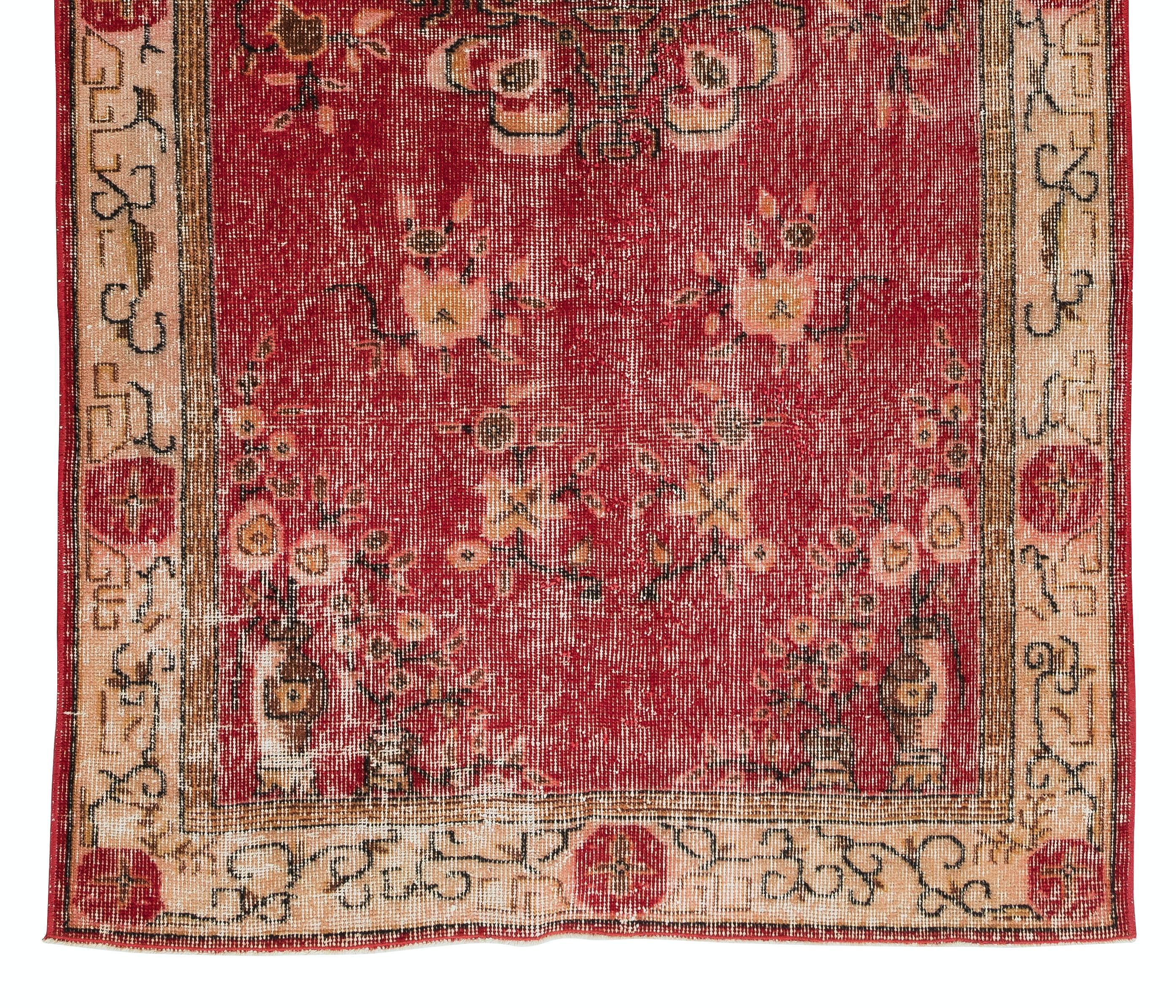 3.7x7.2 Ft handgefertigter Art-Déco-Teppich mit chinesischem Design-Akzent in Rot & Beige (Handgewebt) im Angebot