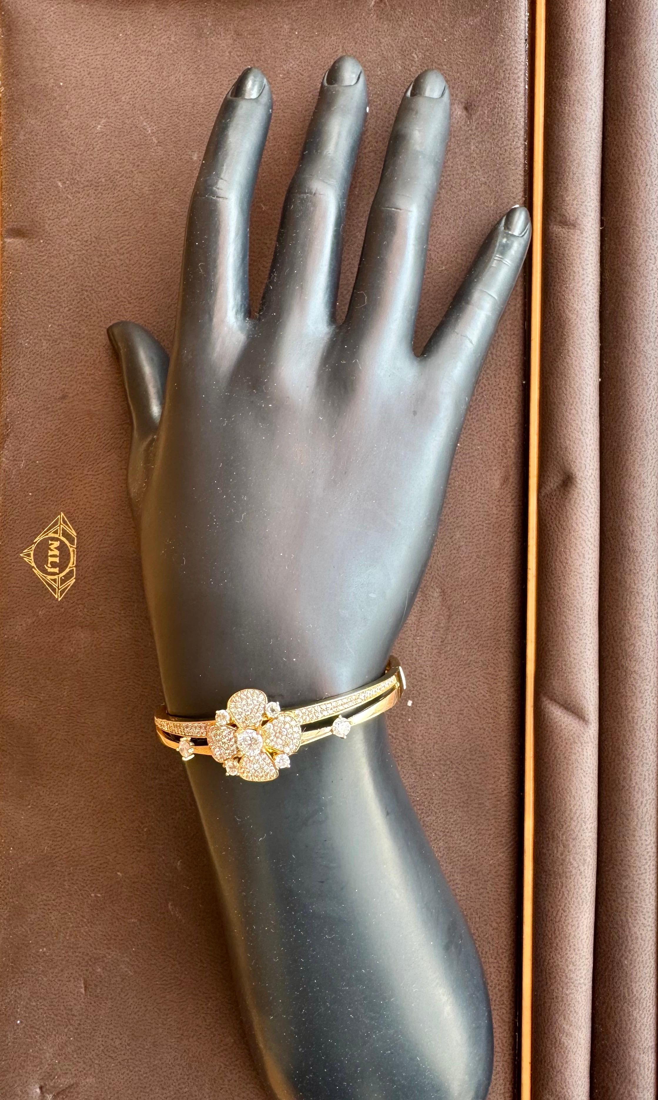 3,8 carati di diamante in oro 14 carati Bracciale Cocktail /cuffia Estate  13,8 Gm in vendita 7